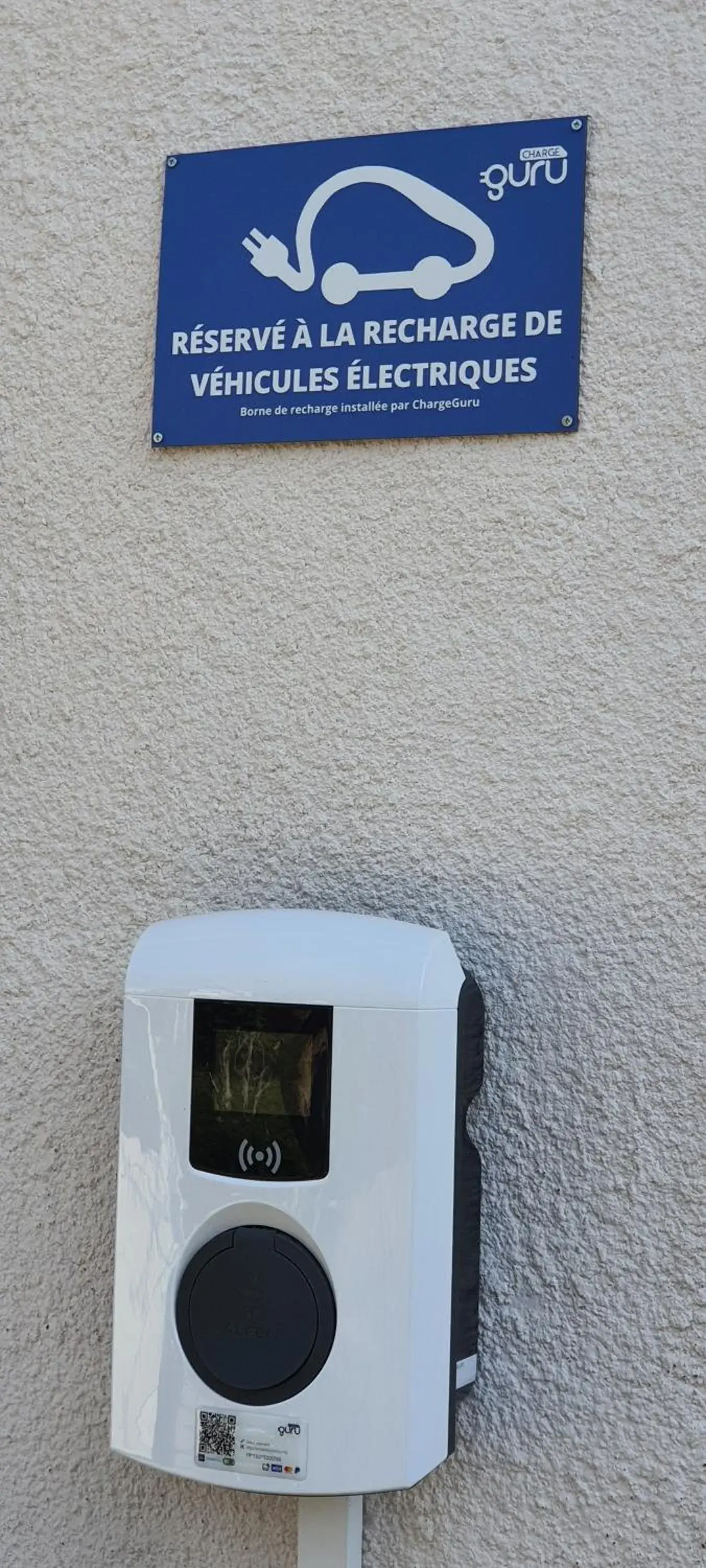 Property building in Logis Hôtel La Bastide des Monges Property building in Logis Hôtel La Bastide des Monges