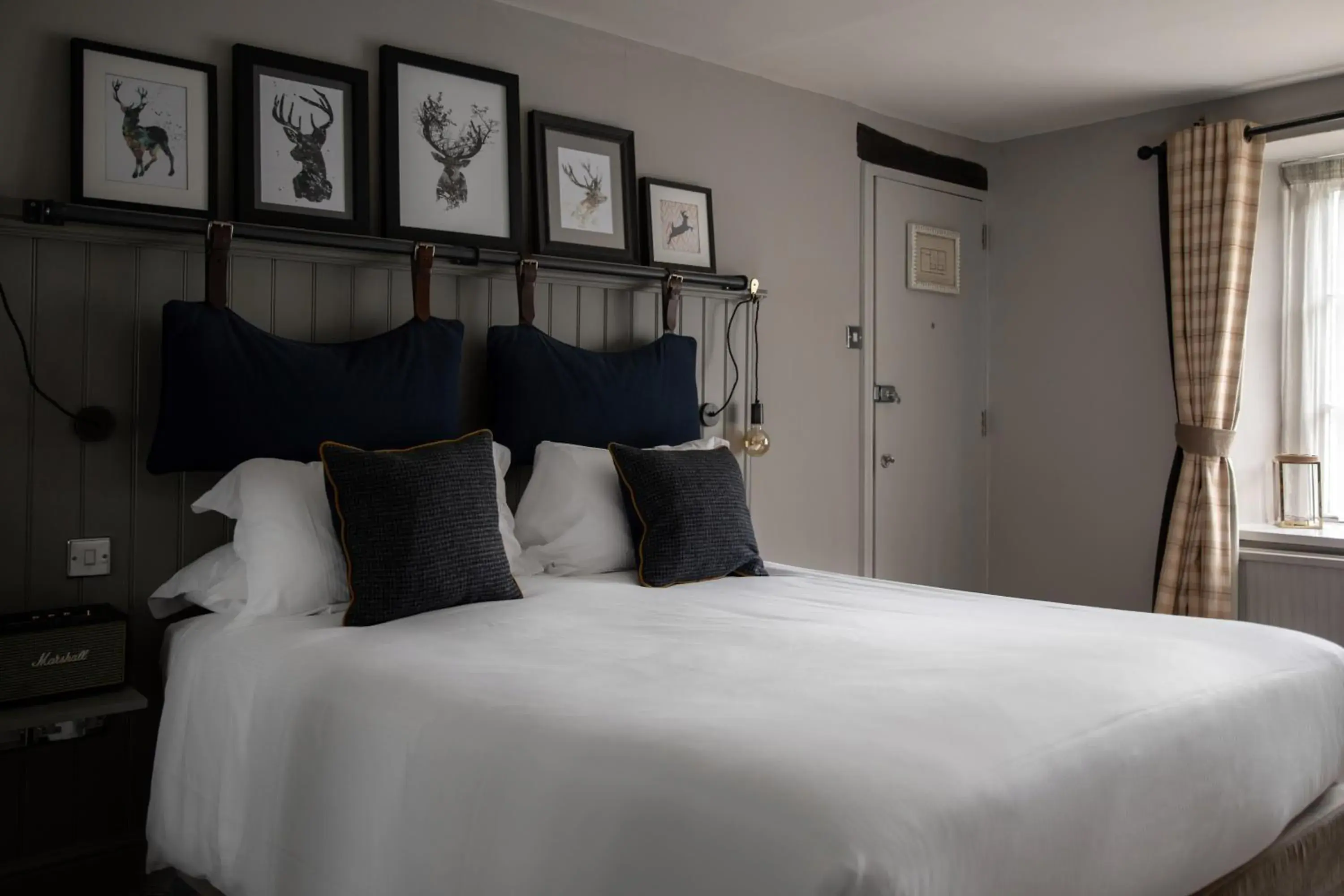 Deluxe Double Room in The White Hart Ford Deluxe Double Room in The White Hart Ford