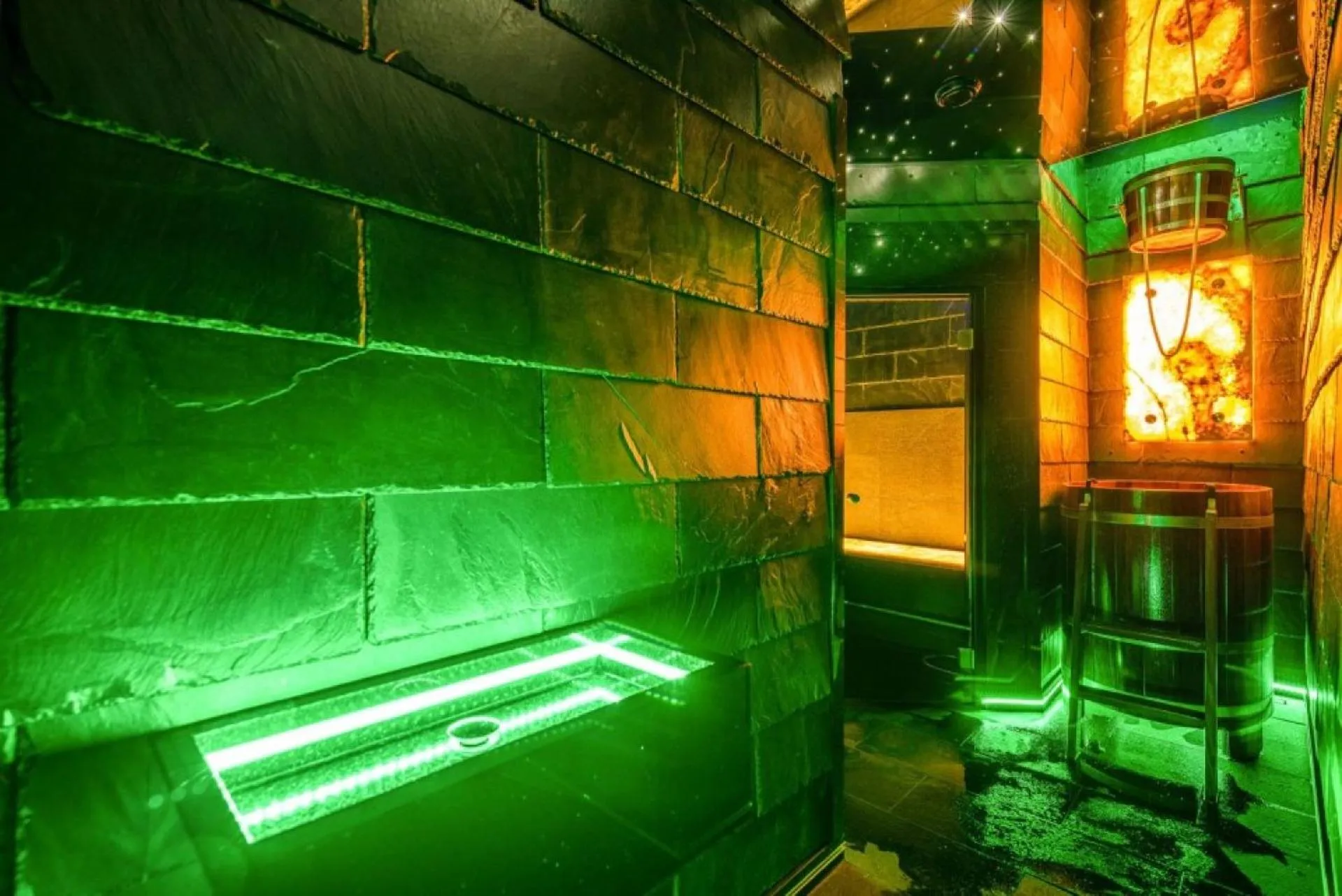 Property building in Dom Wczasowy Klif & Spa