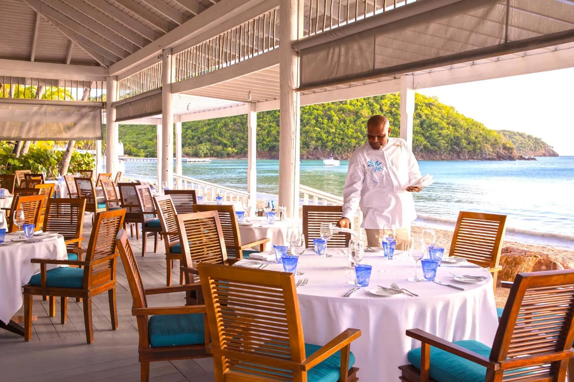 Restaurant/places to eat in Carlisle Bay