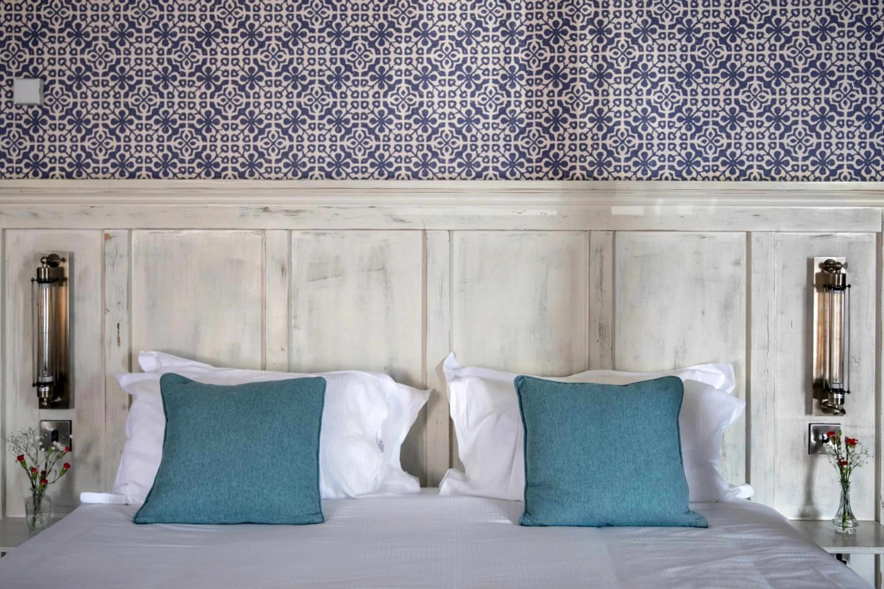 Bedroom, Bed in The White Lion