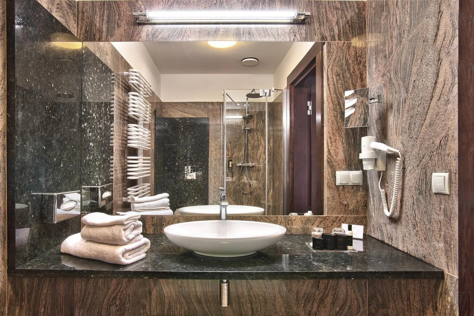 Bathroom in BoutiqueHotel Aristo