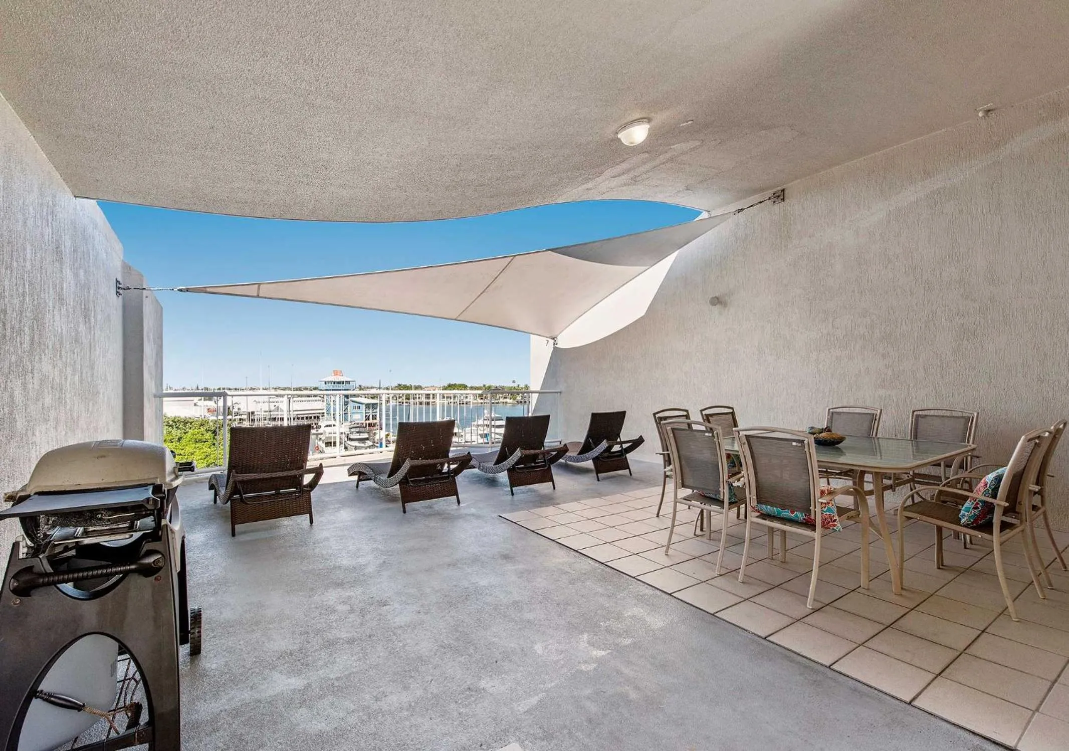 Day in Sailport Mooloolaba Apartments