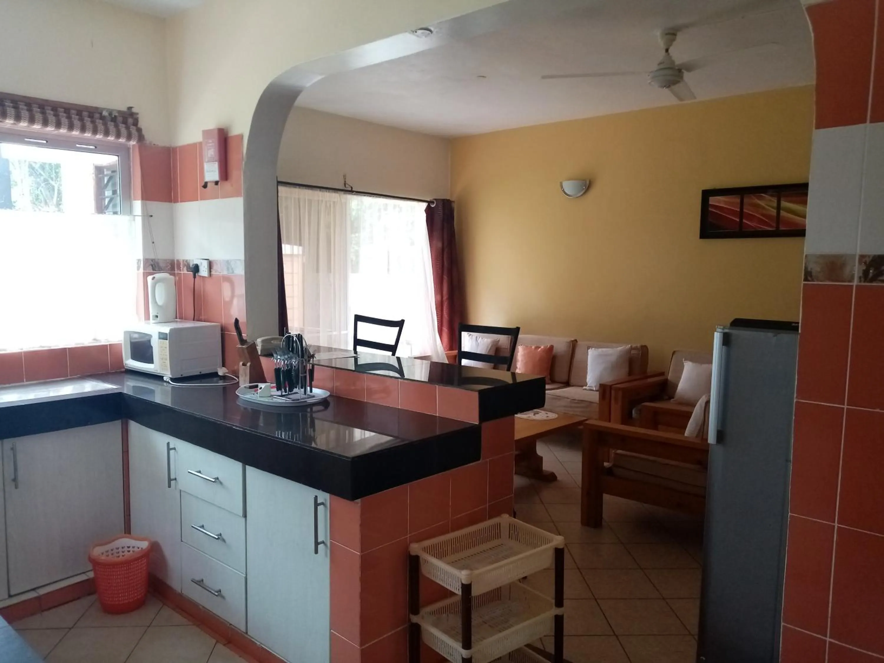 Kitchen or kitchenette in Makwetu Villas