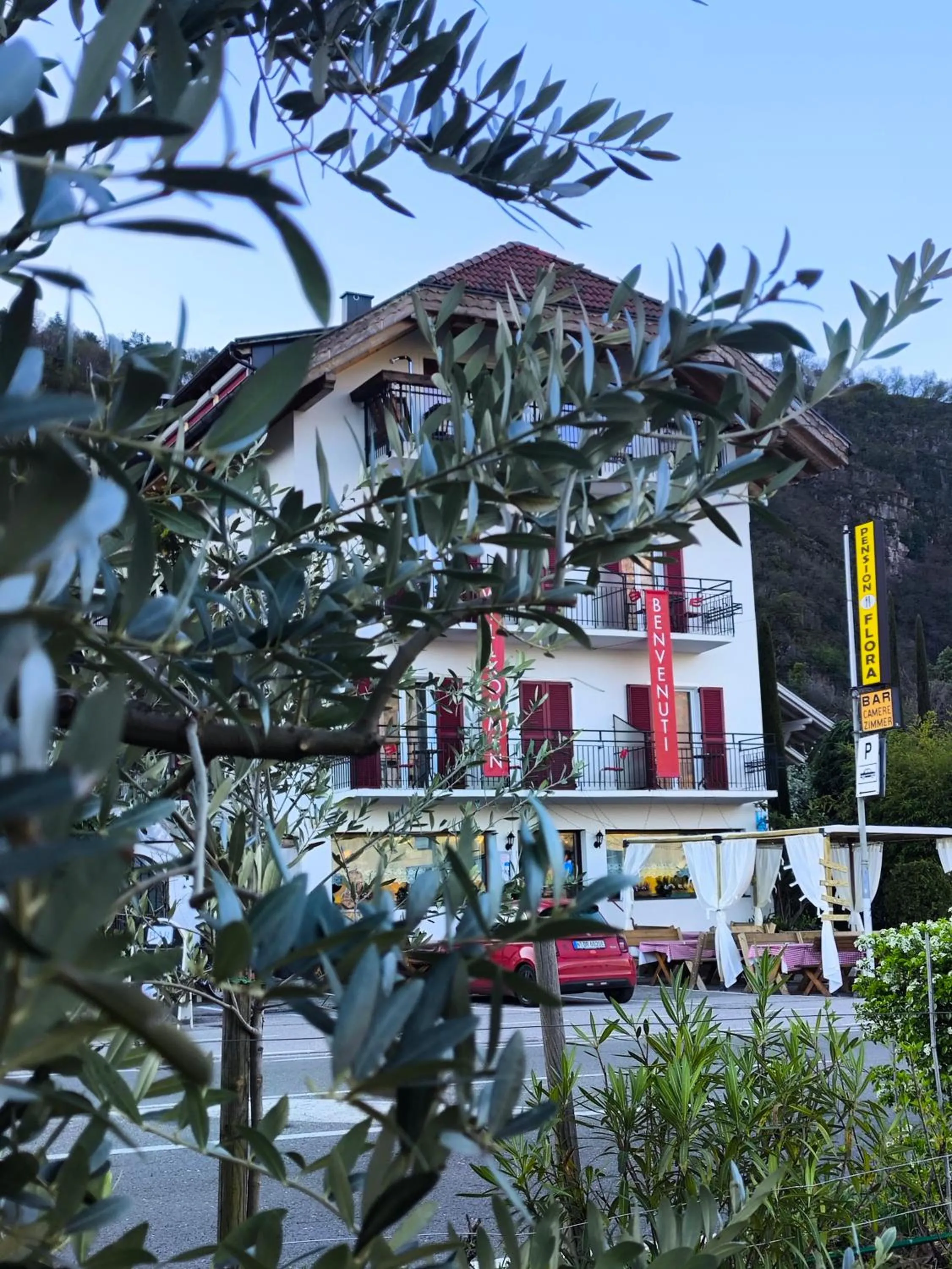 Pension Flora