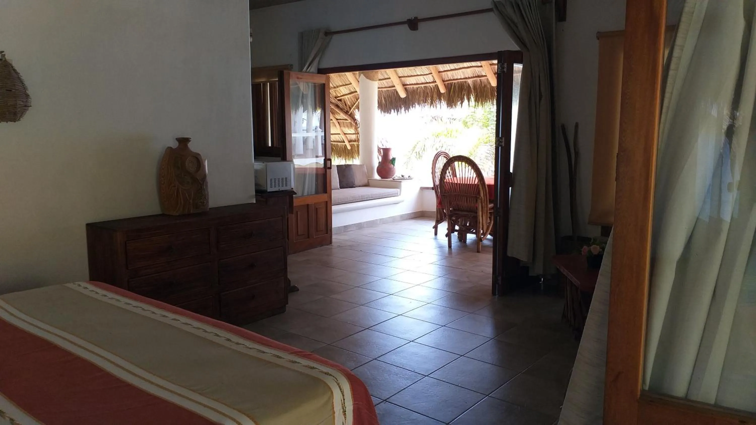 Photo of the whole room, Bed in Bungalows Lydia San Pancho