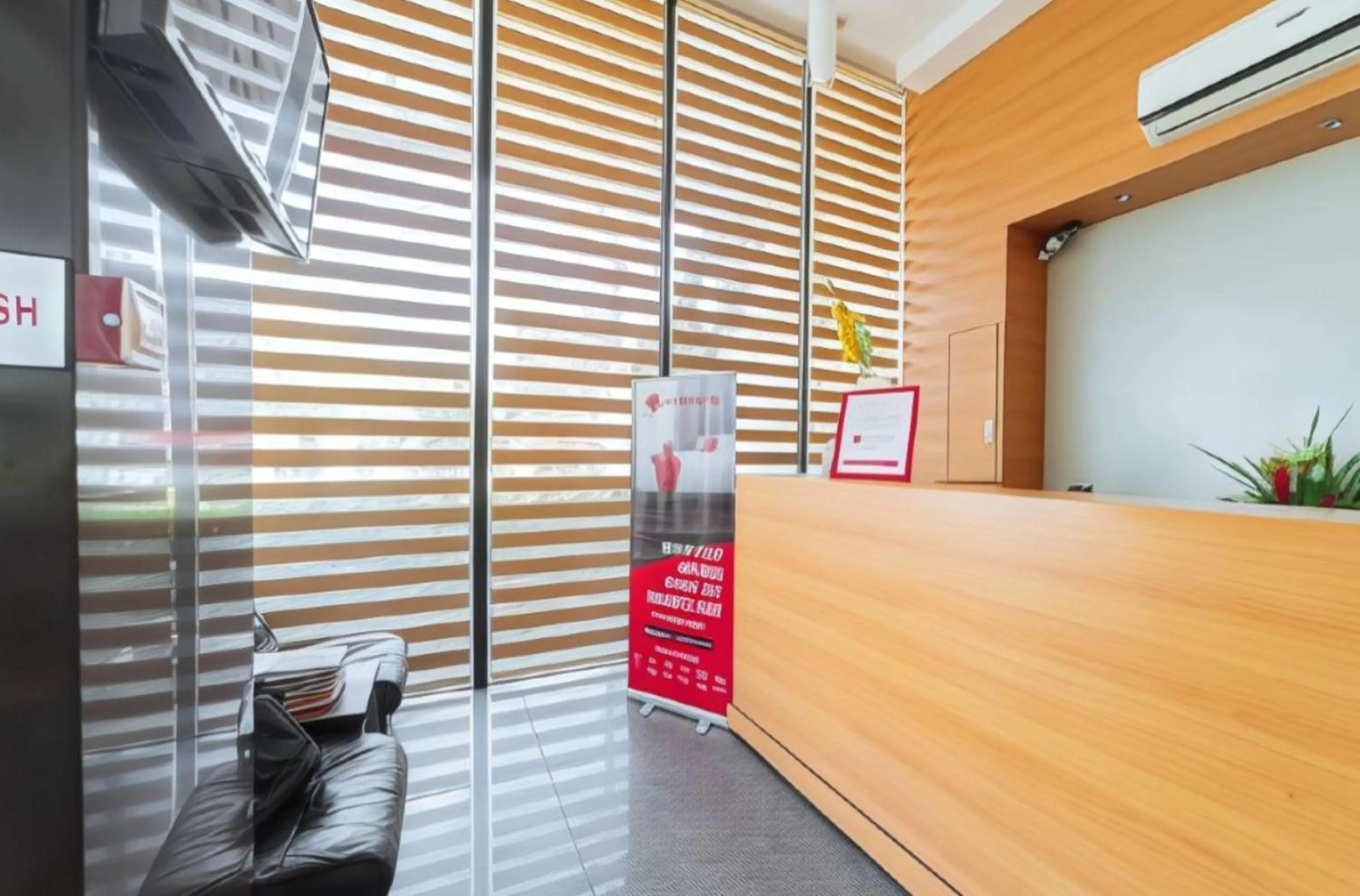 Lobby or reception in RedDoorz Plus @ Roxas Street Davao