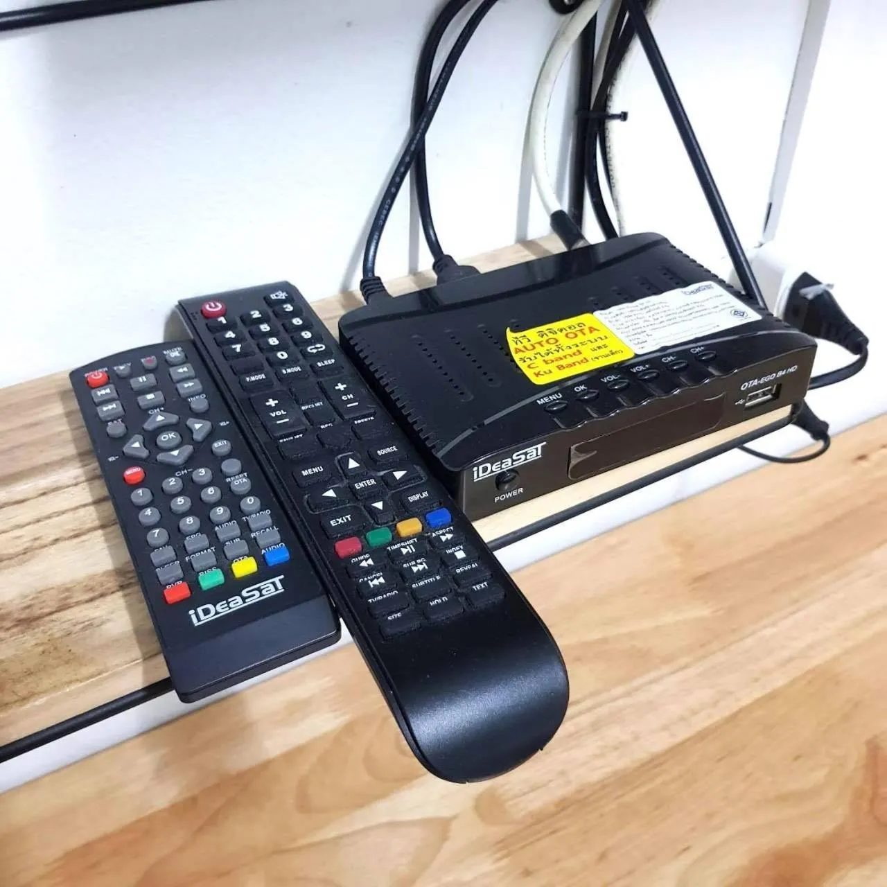 TV and multimedia in Oblique Apartment - ออฟบลิค อพาร์ทเมนท์