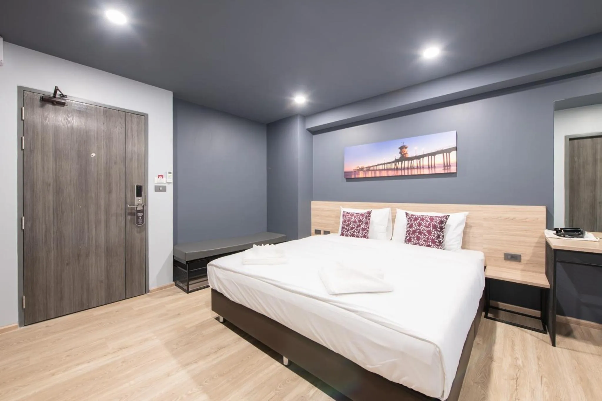 Photo of the whole room, Bed in Oblique Apartment - ออฟบลิค อพาร์ทเมนท์