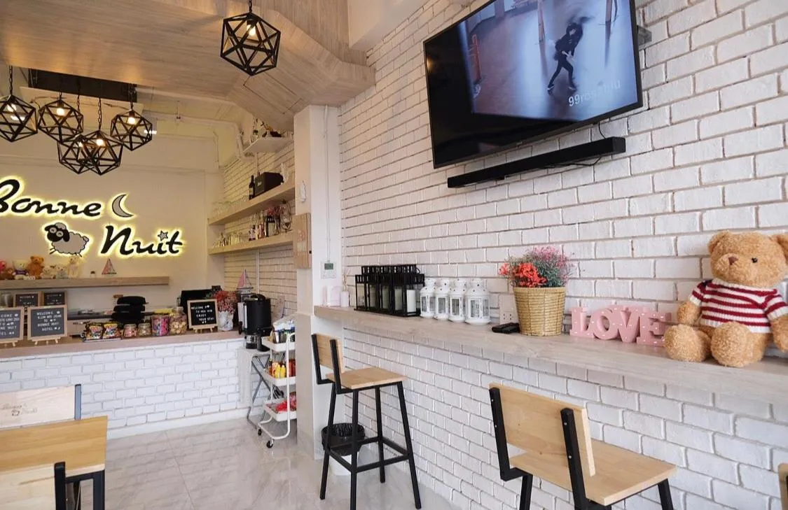 Lobby or reception in Bonne Nuit Hotel, Hua Hin