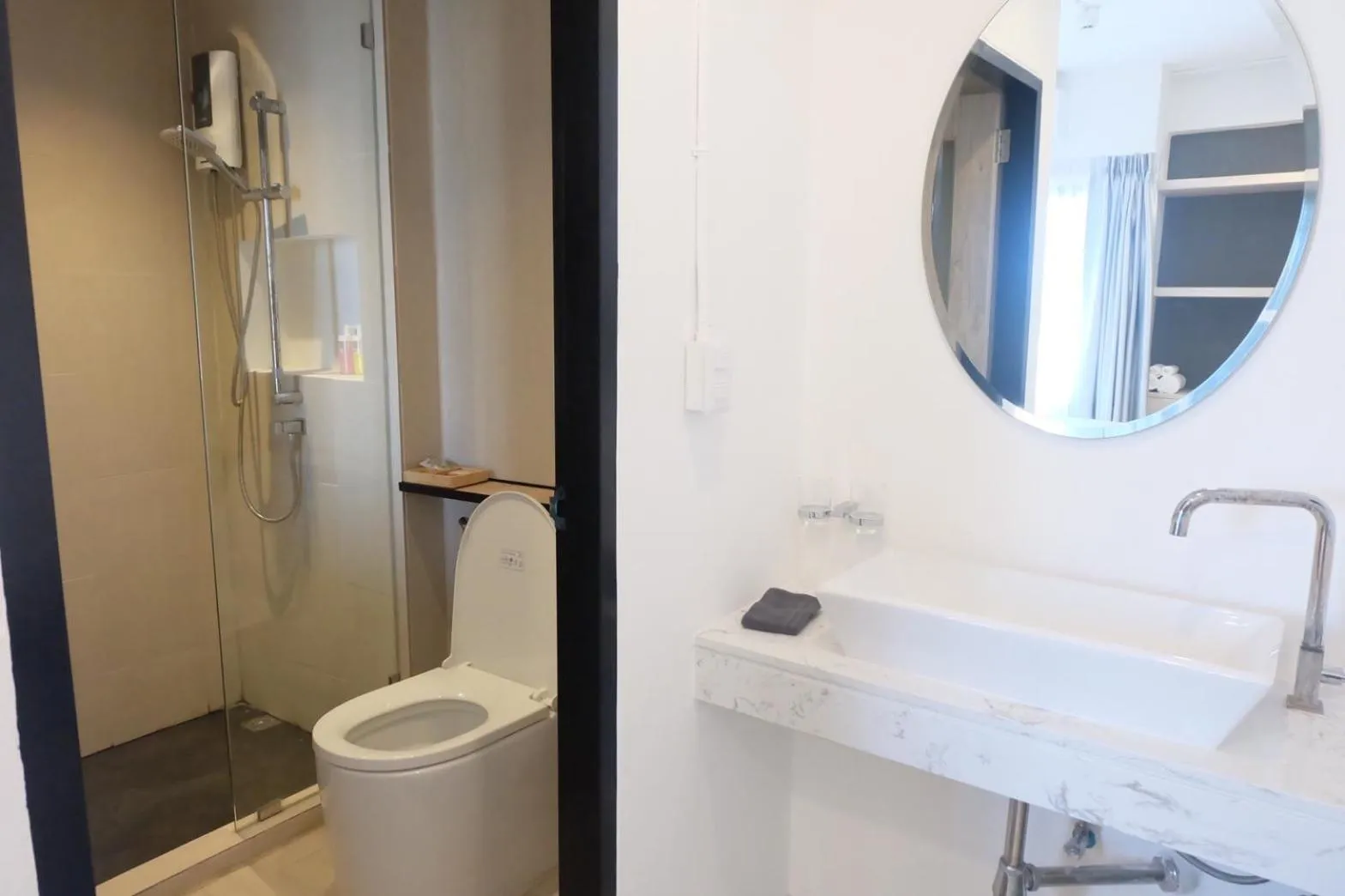 Bathroom in Bonne Nuit Hotel, Hua Hin