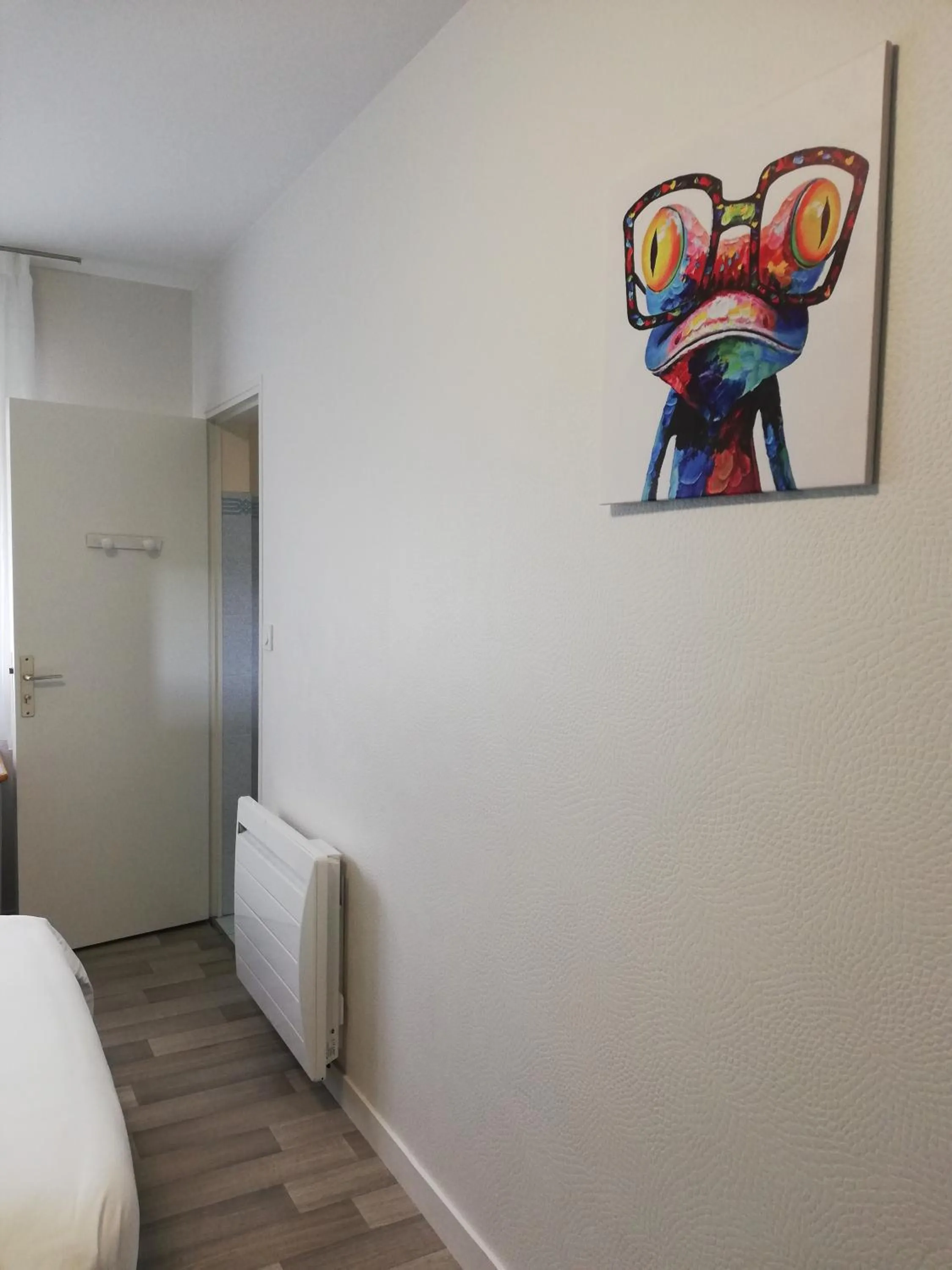 Bedroom, Bed in Hotel Restaurant La Grenouillère