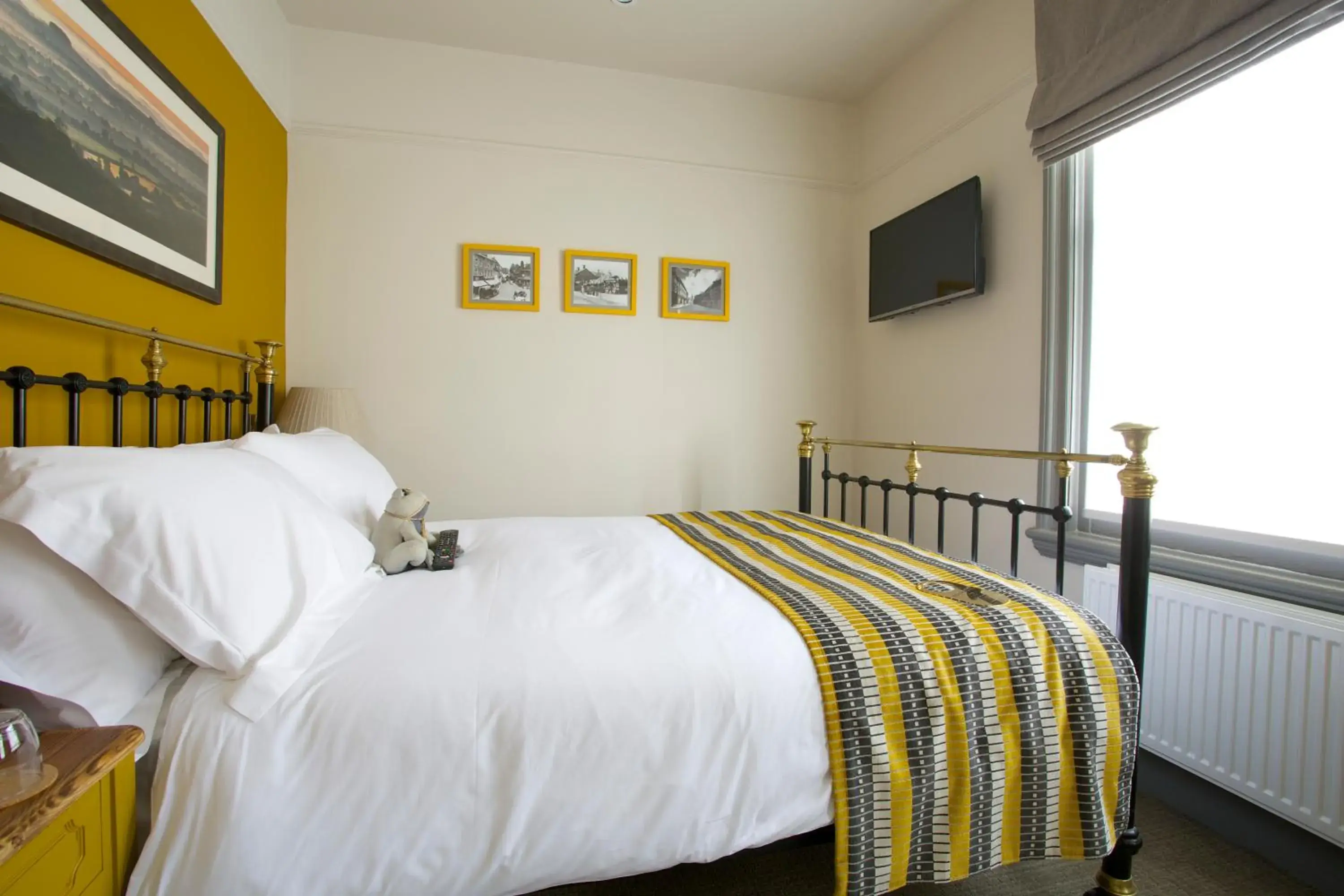 Comfy Double in The Crown Hotel Comfy Double in The Crown Hotel