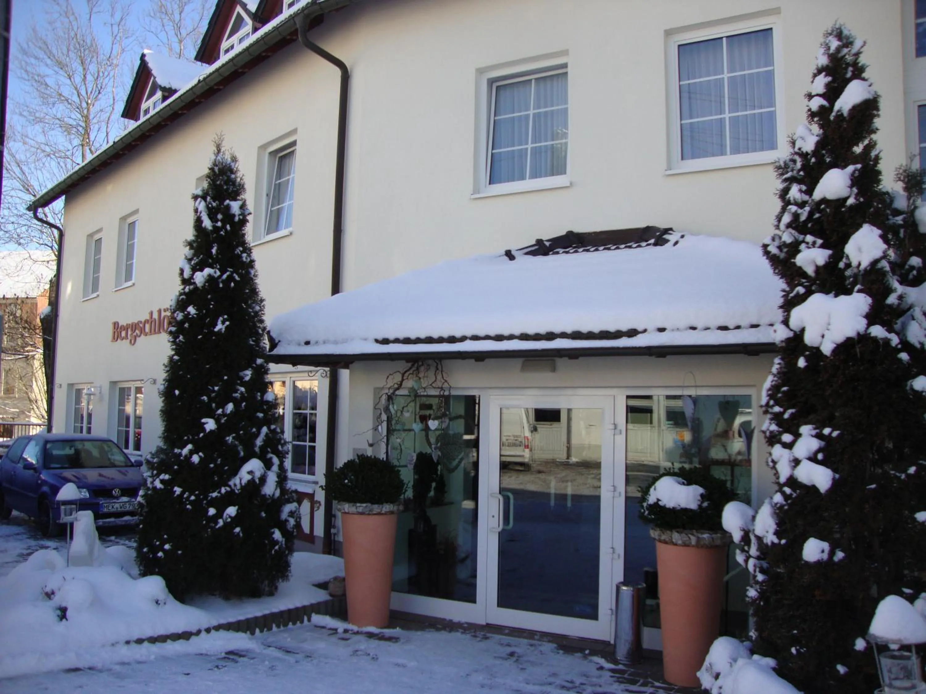 Facade/entrance in Hotel Bergschlößchen
