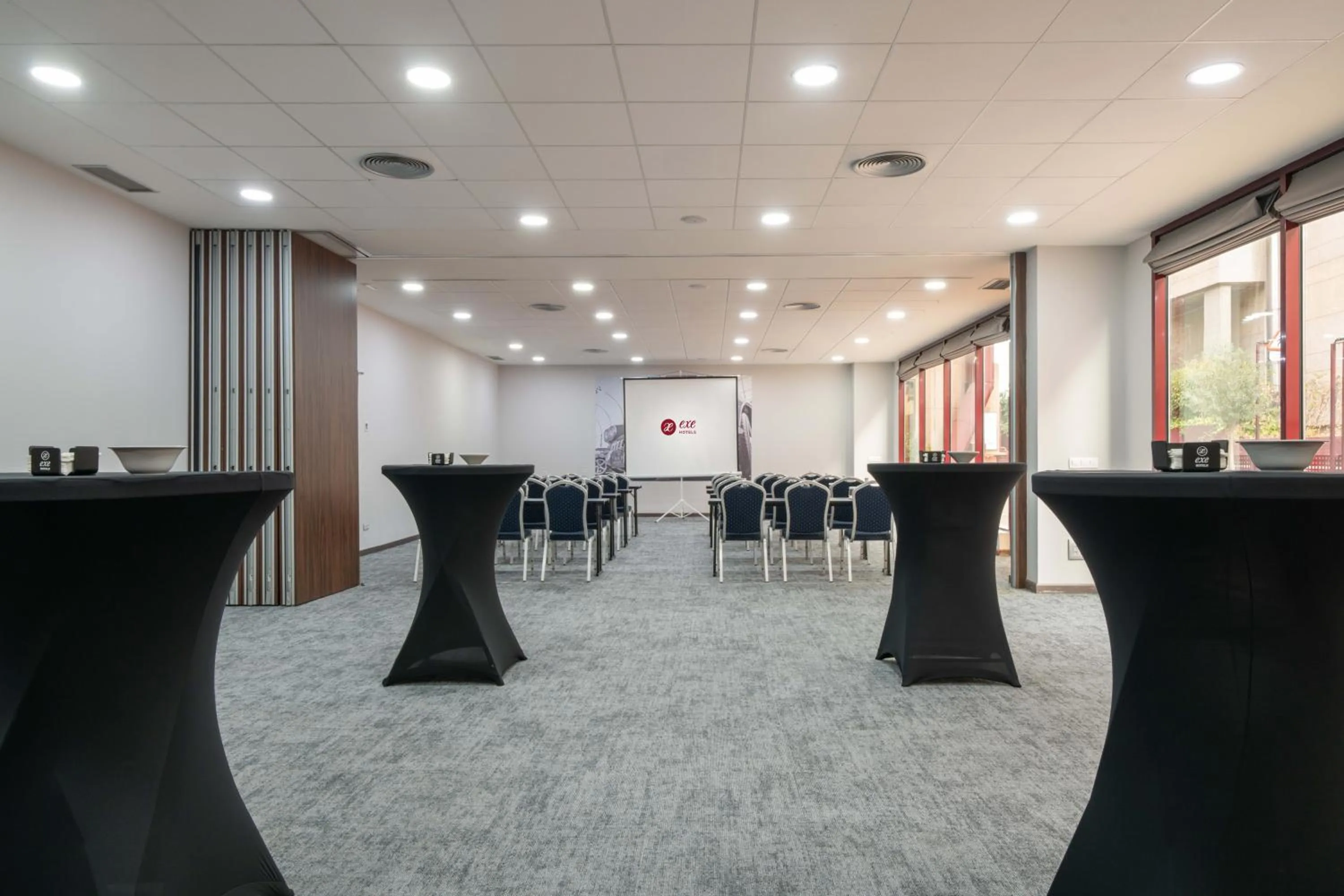 Meeting/conference room in Exe Convention Plaza Madrid
