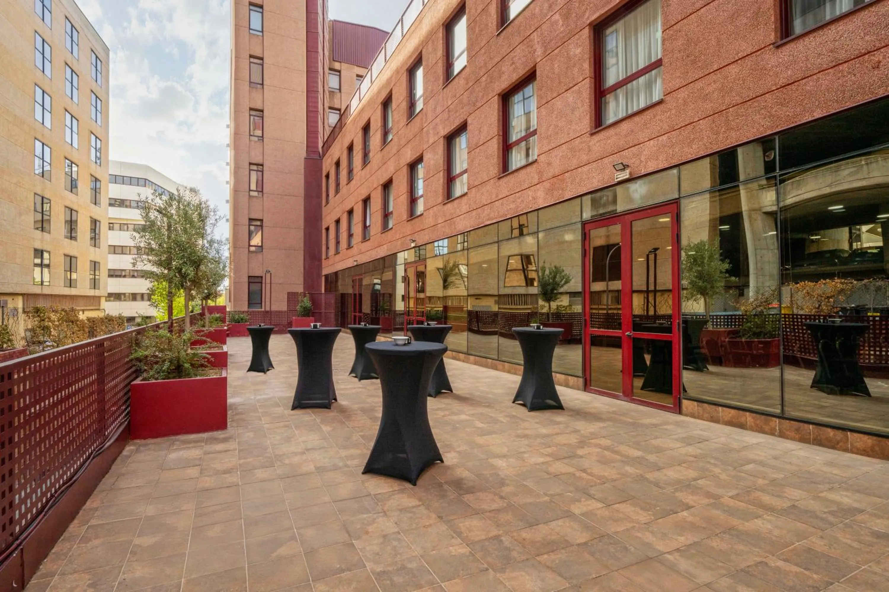 Balcony/Terrace in Exe Convention Plaza Madrid