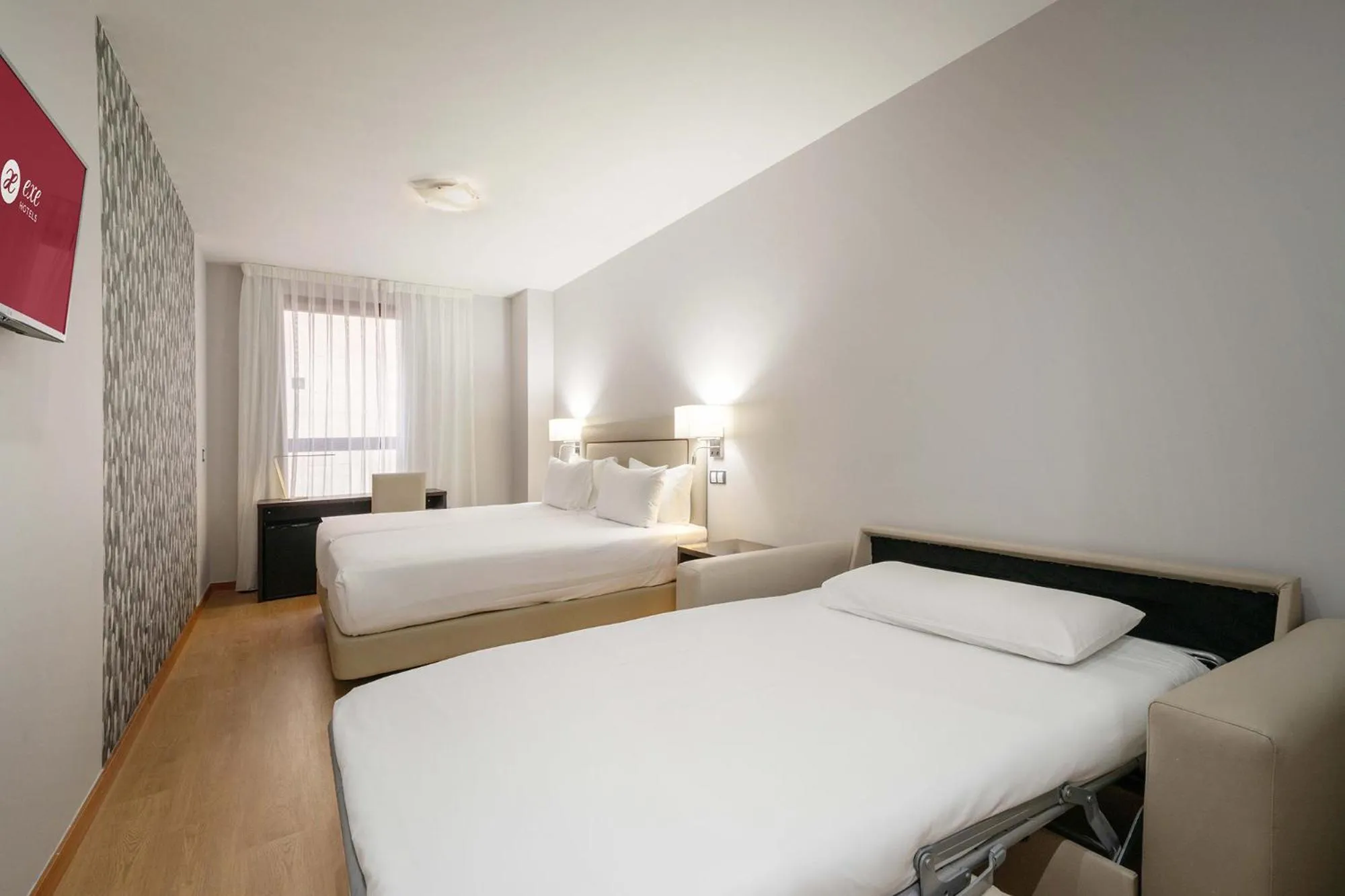 Bedroom, Bed in Exe Convention Plaza Madrid