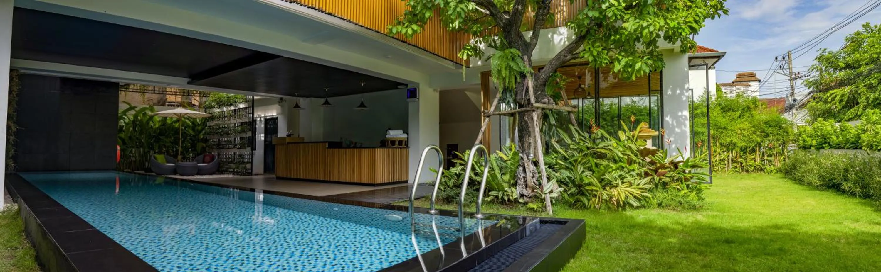 Property building in M5 Hotel