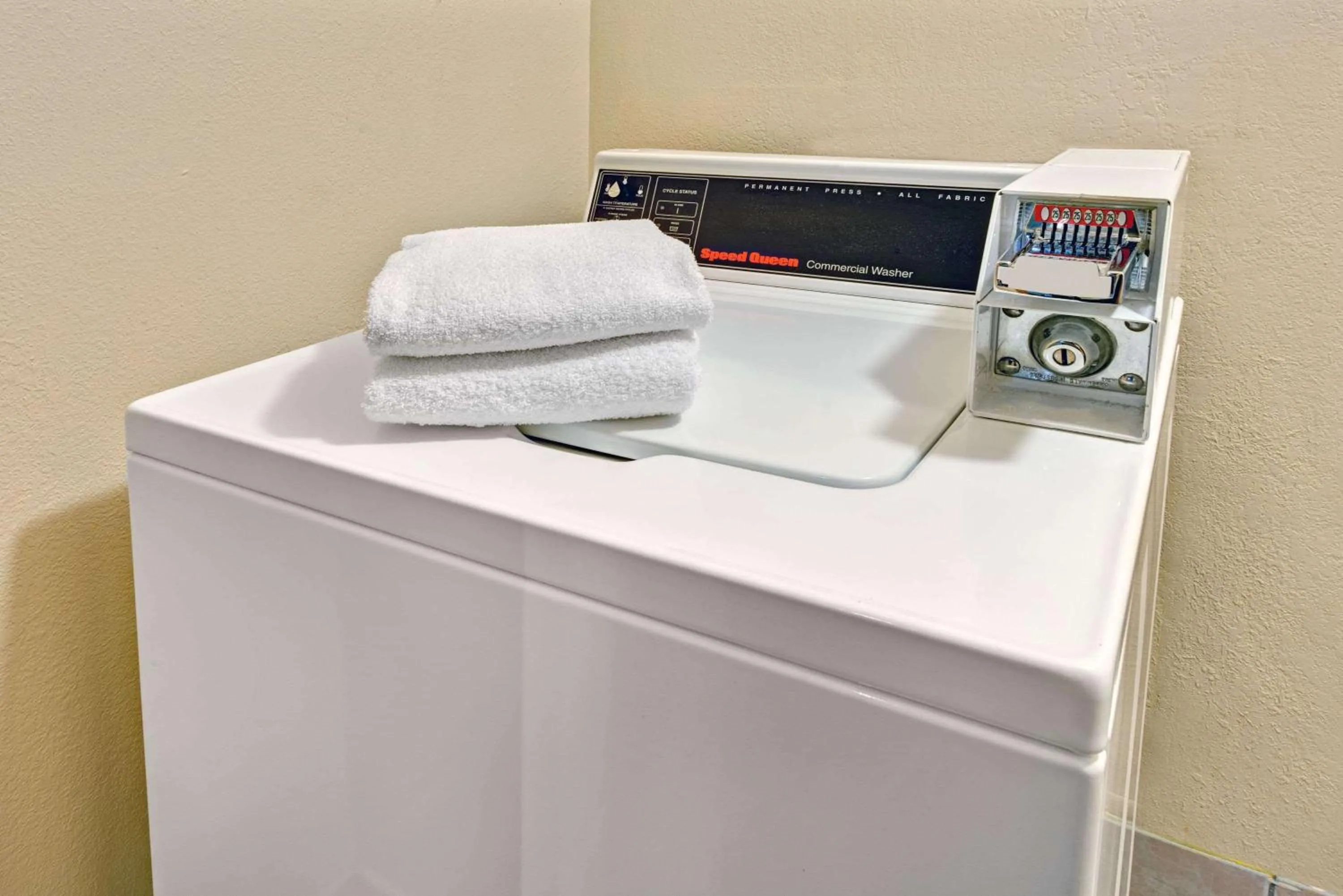 Other in Super 8 by Wyndham Indianapolis Emerson