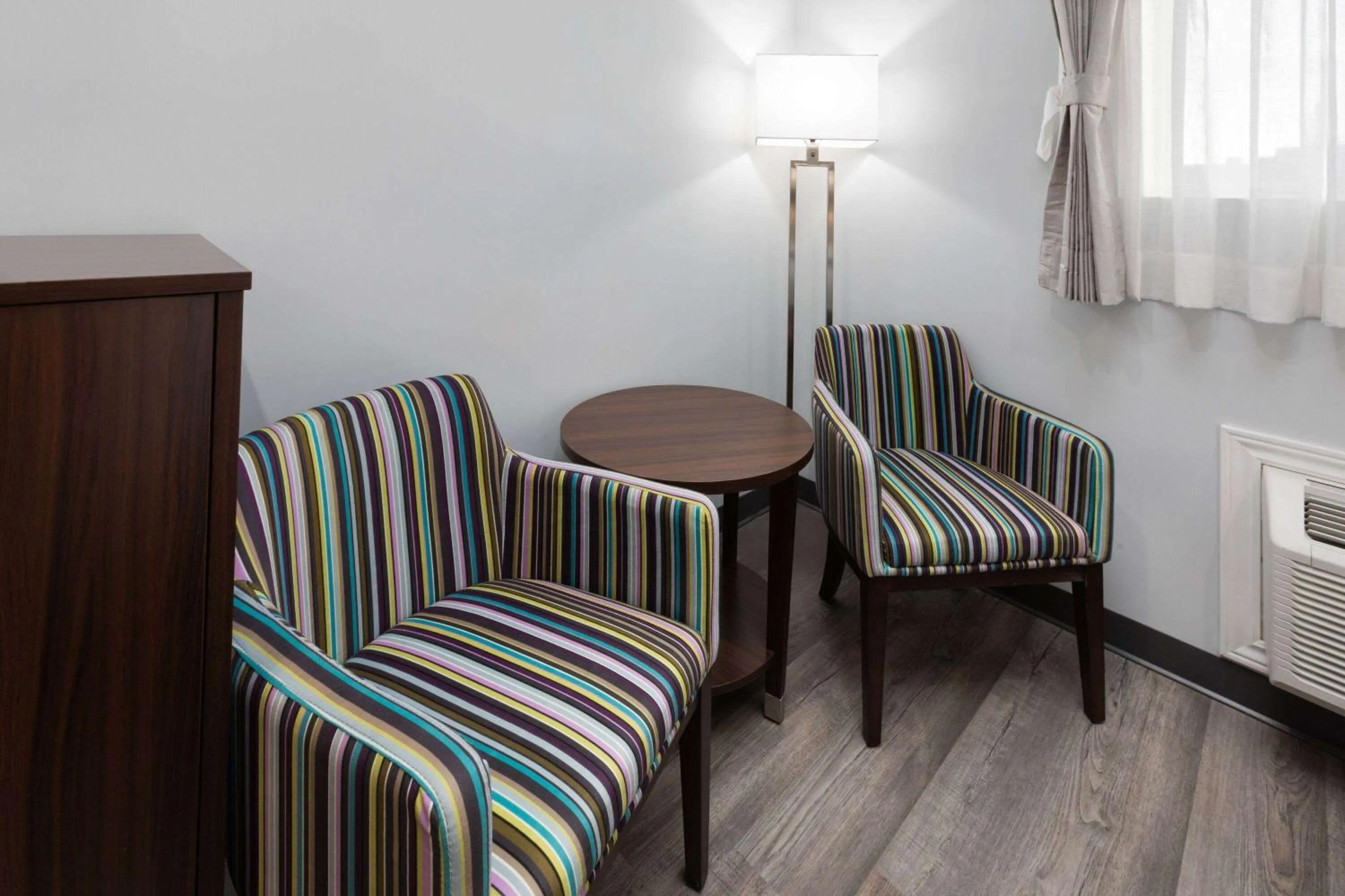 Photo of the whole room in Travelodge by Wyndham Cochrane Ontario