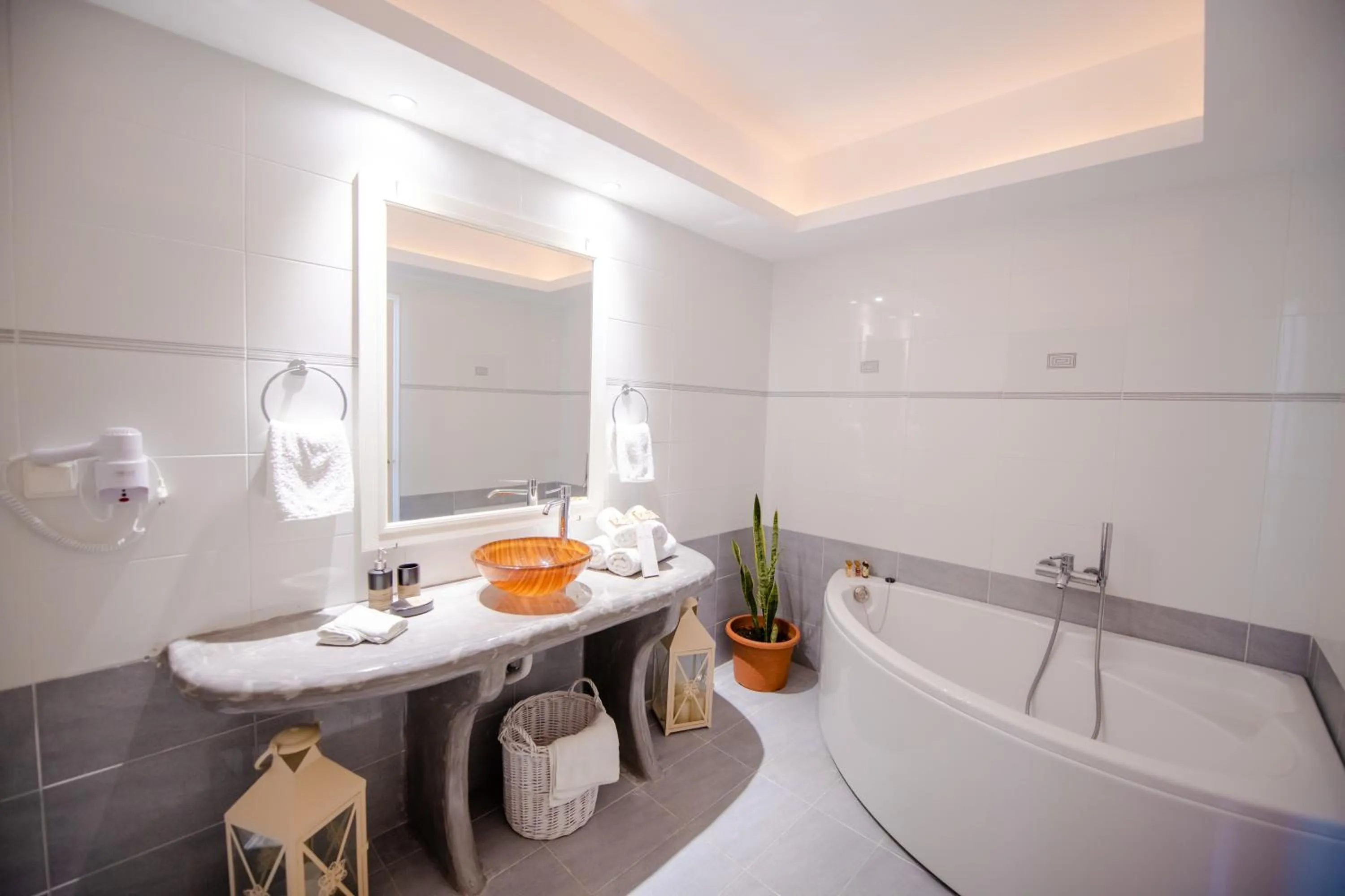 Bathroom in Arlene Suites