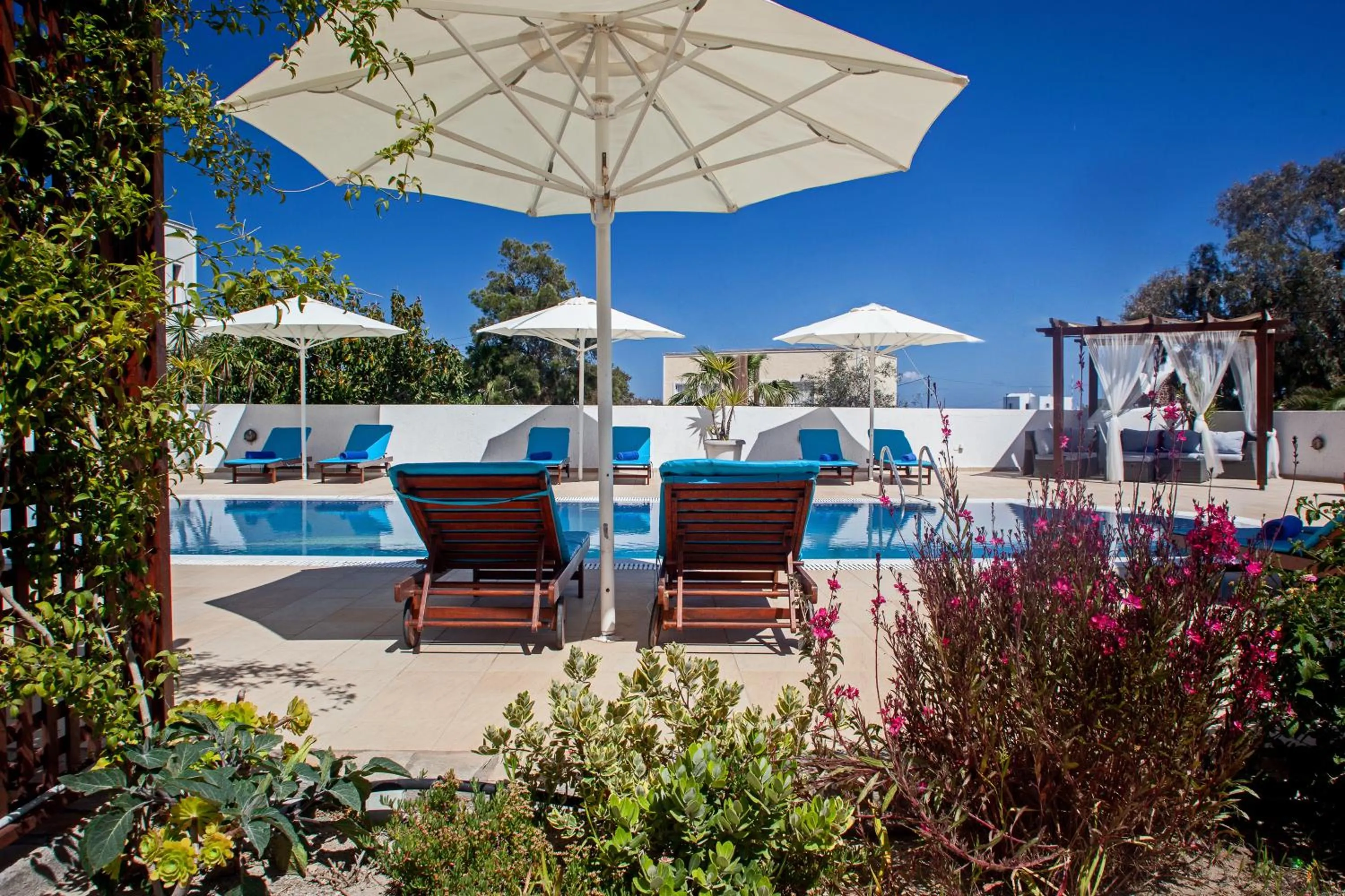 Patio in Arlene Suites