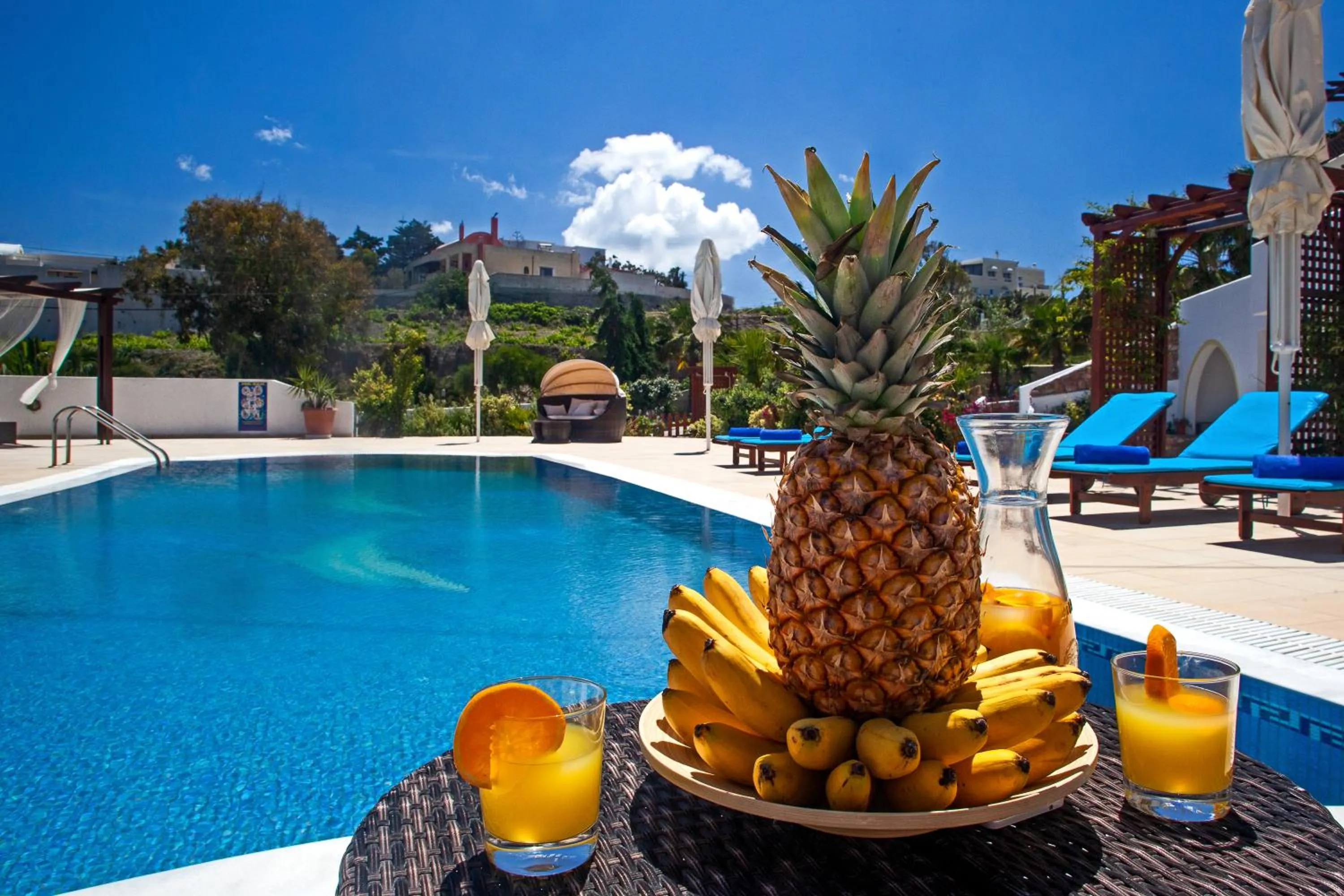 Swimming pool in Arlene Suites