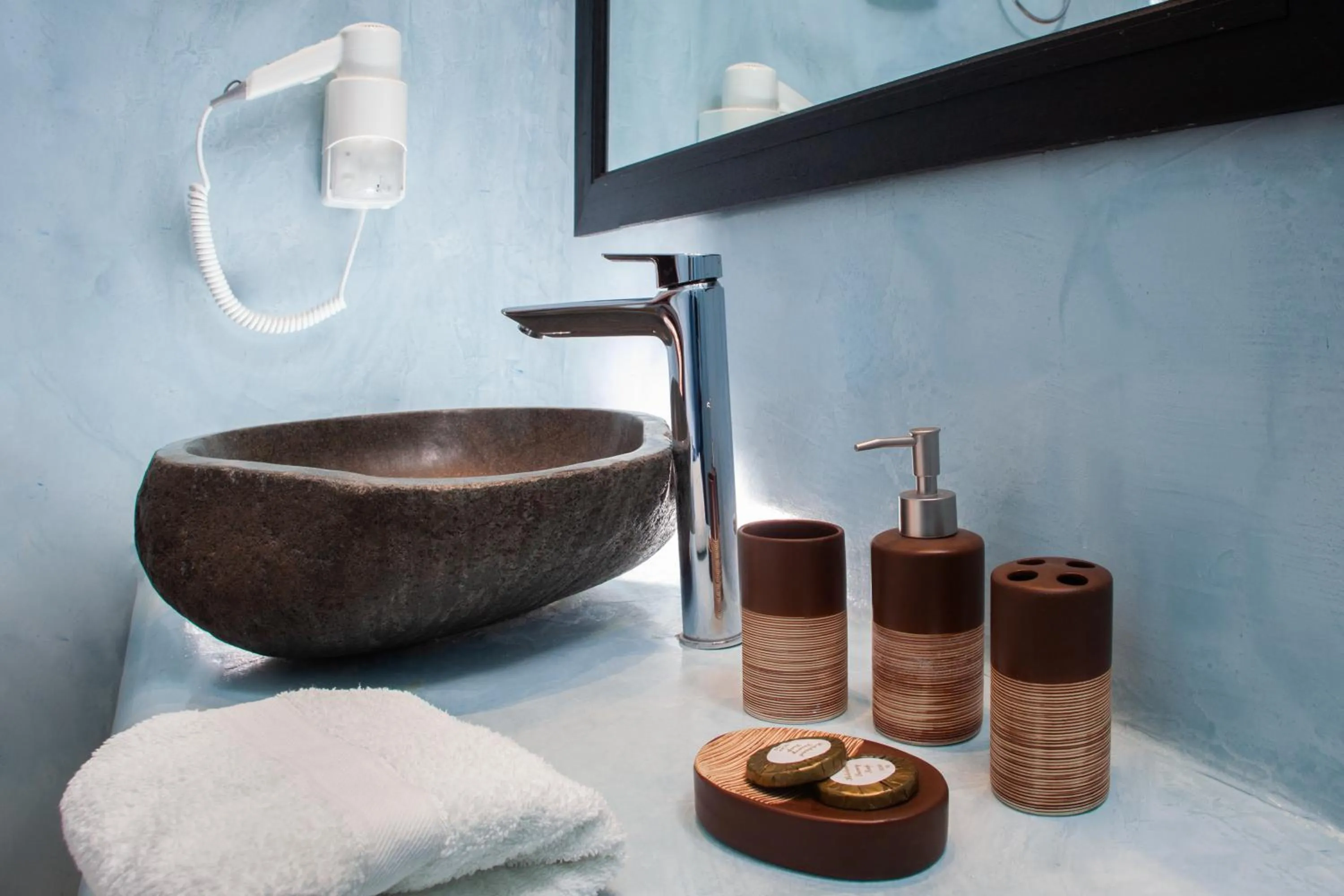 Time of day in Arlene Suites