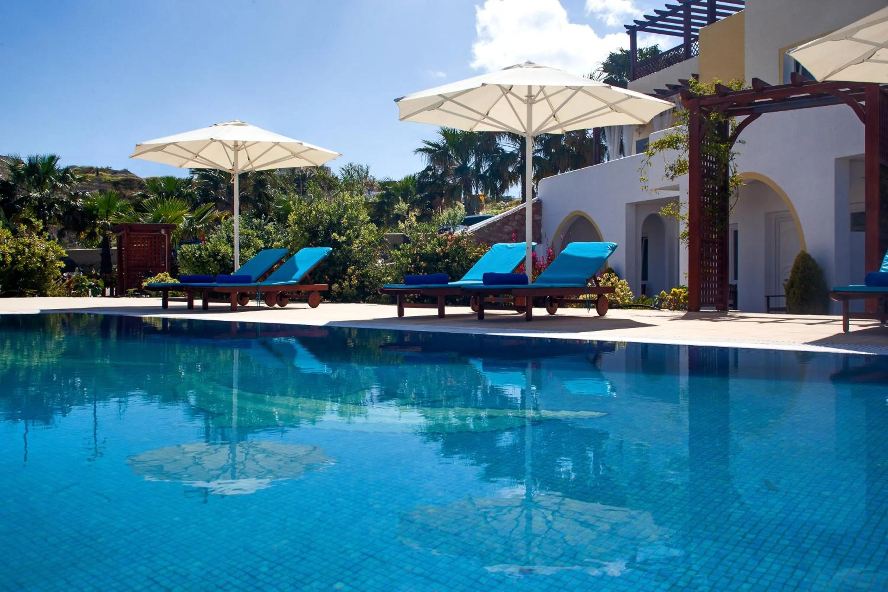 Patio in Arlene Suites