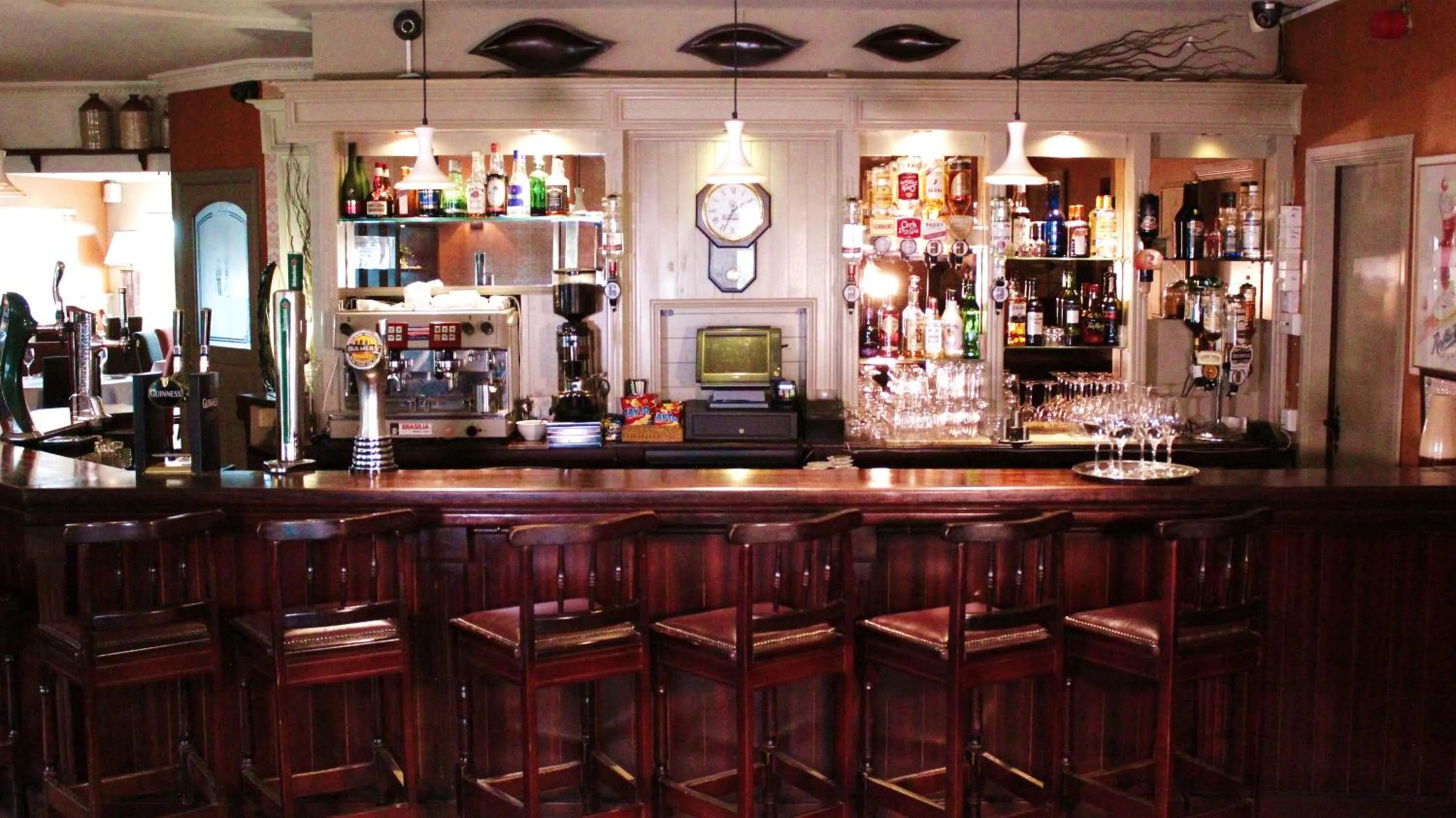 Lounge or bar in Keanes of Curraheen, Bar, Restaurant & Accommodation