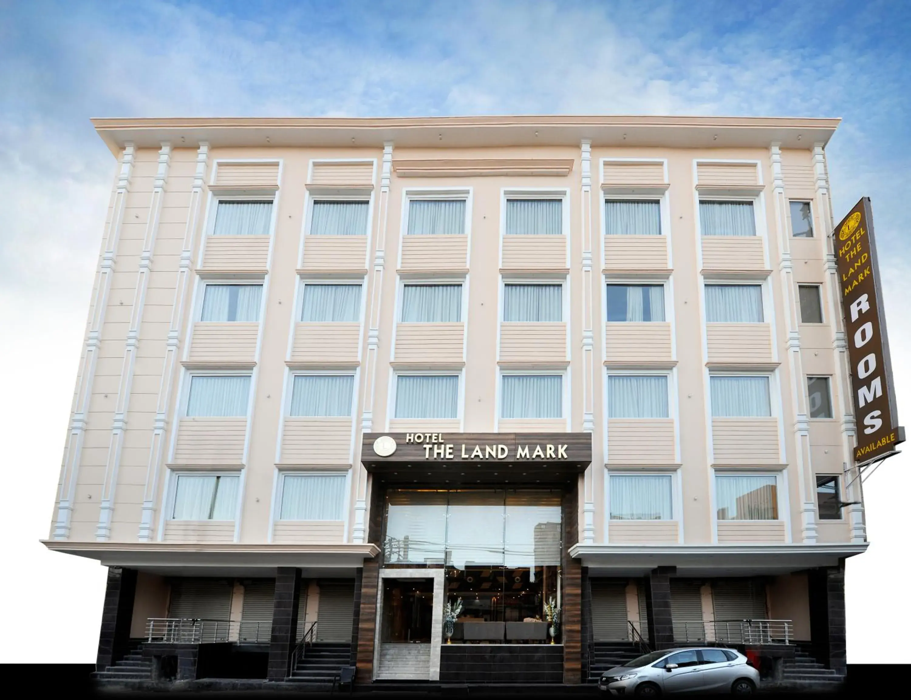Property building in The Landmark Amritsar Property building in The Landmark Amritsar