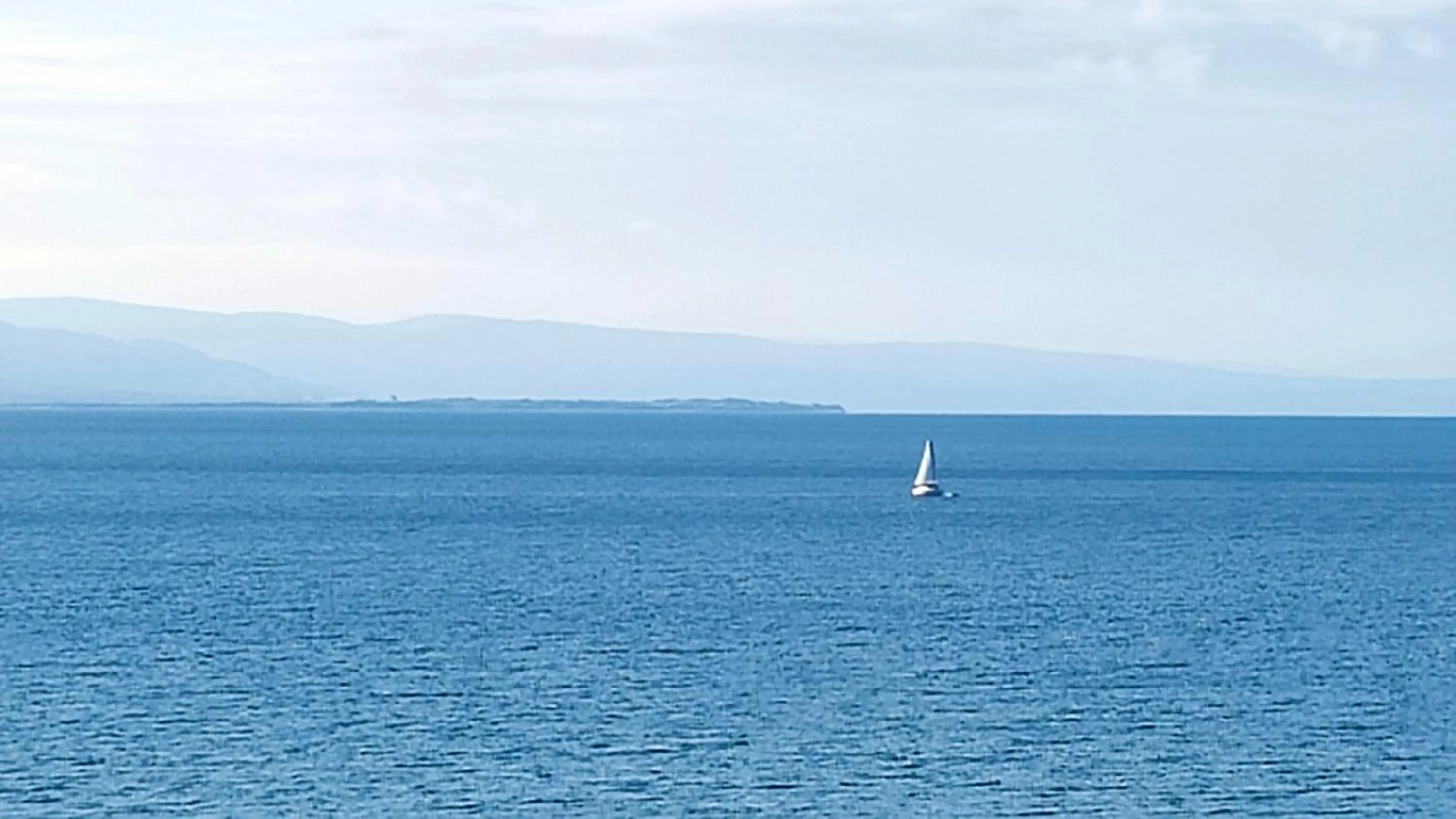 Day in Caerwylan Hotel