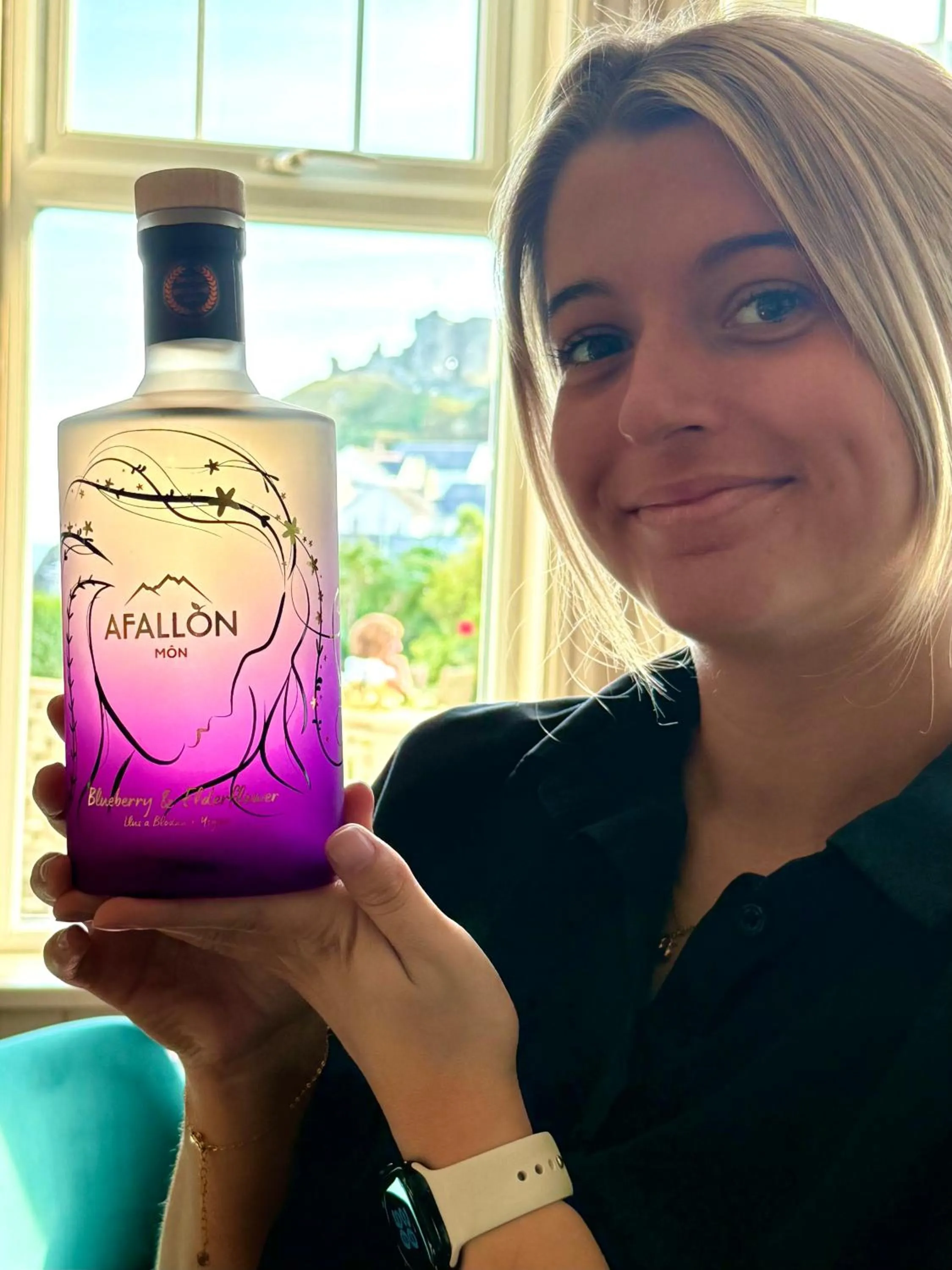 People in Caerwylan Hotel