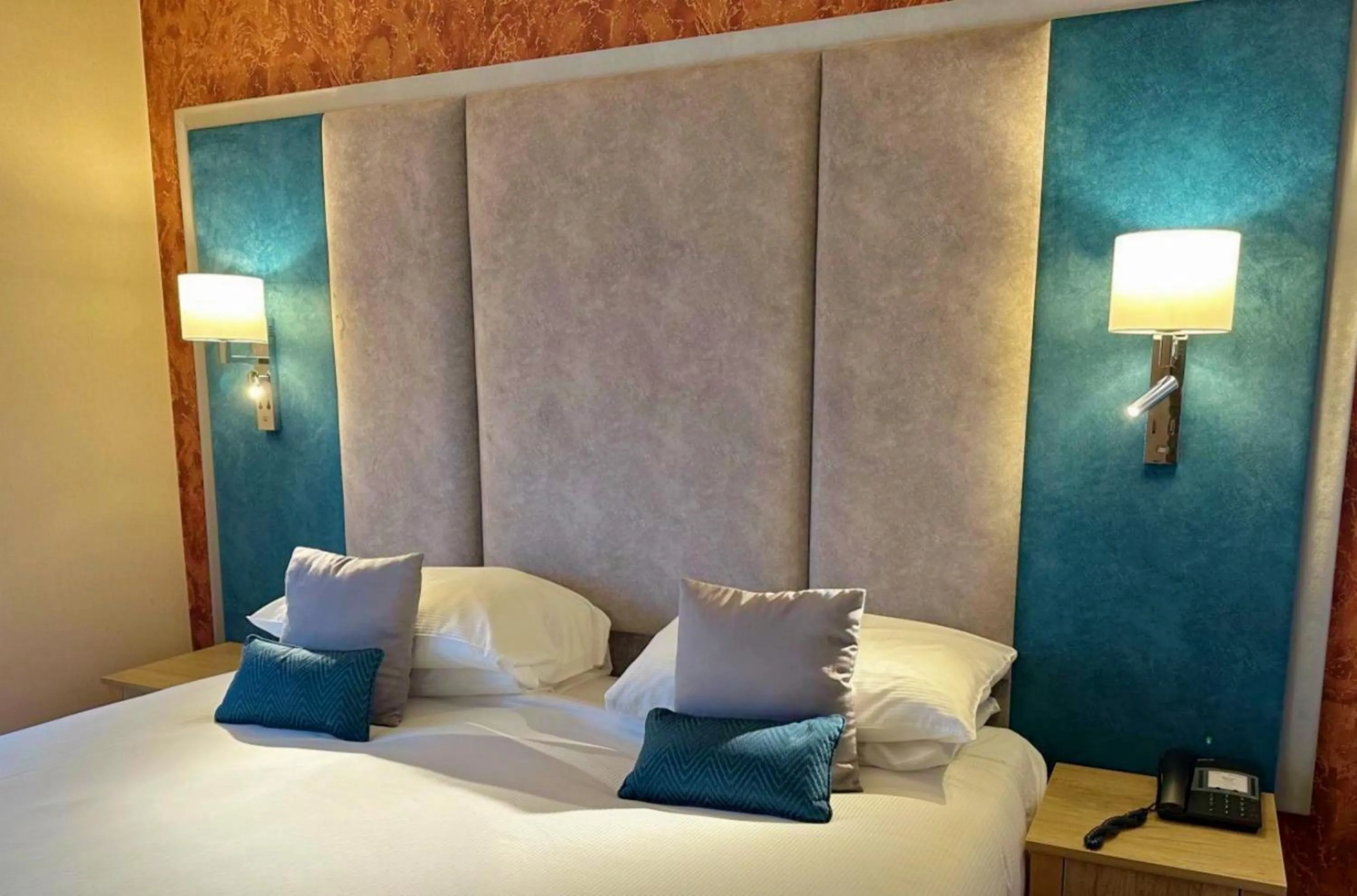 Bed in Caerwylan Hotel