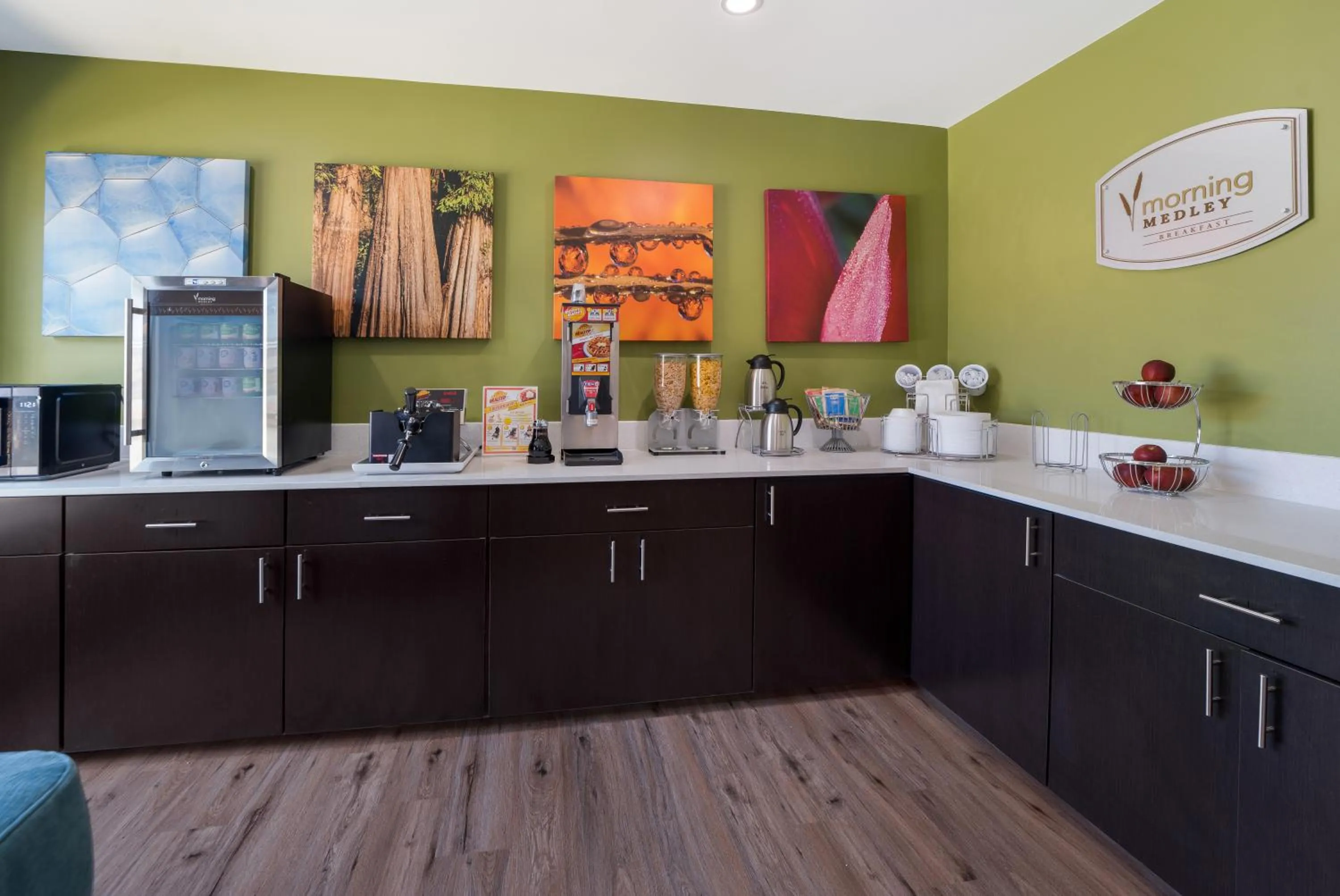 Breakfast in Sleep Inn Madison