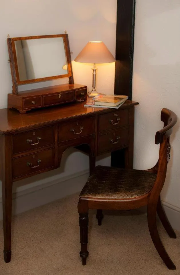 Decorative detail in The George Inn