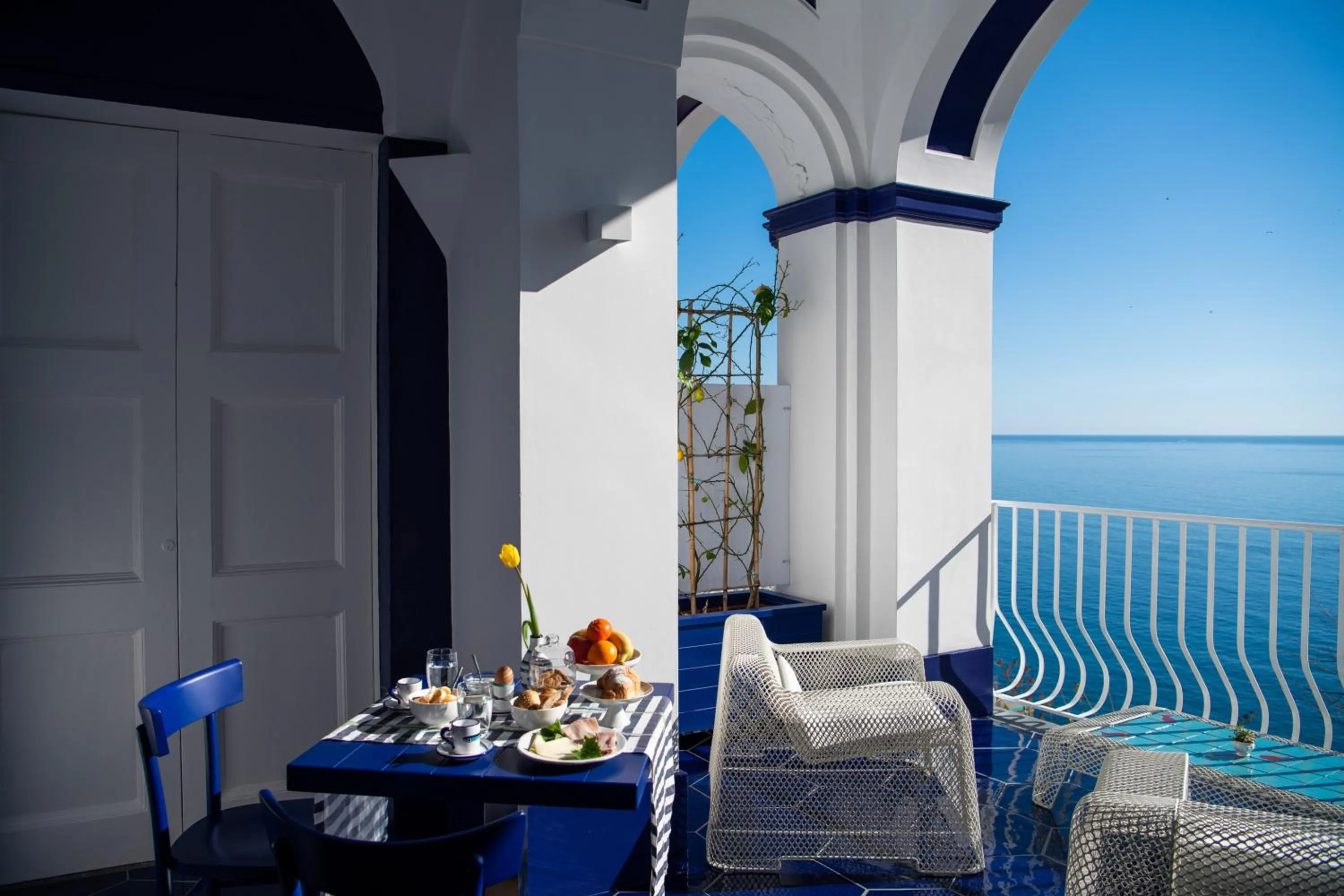 Imperati Suites by Alcione Residence