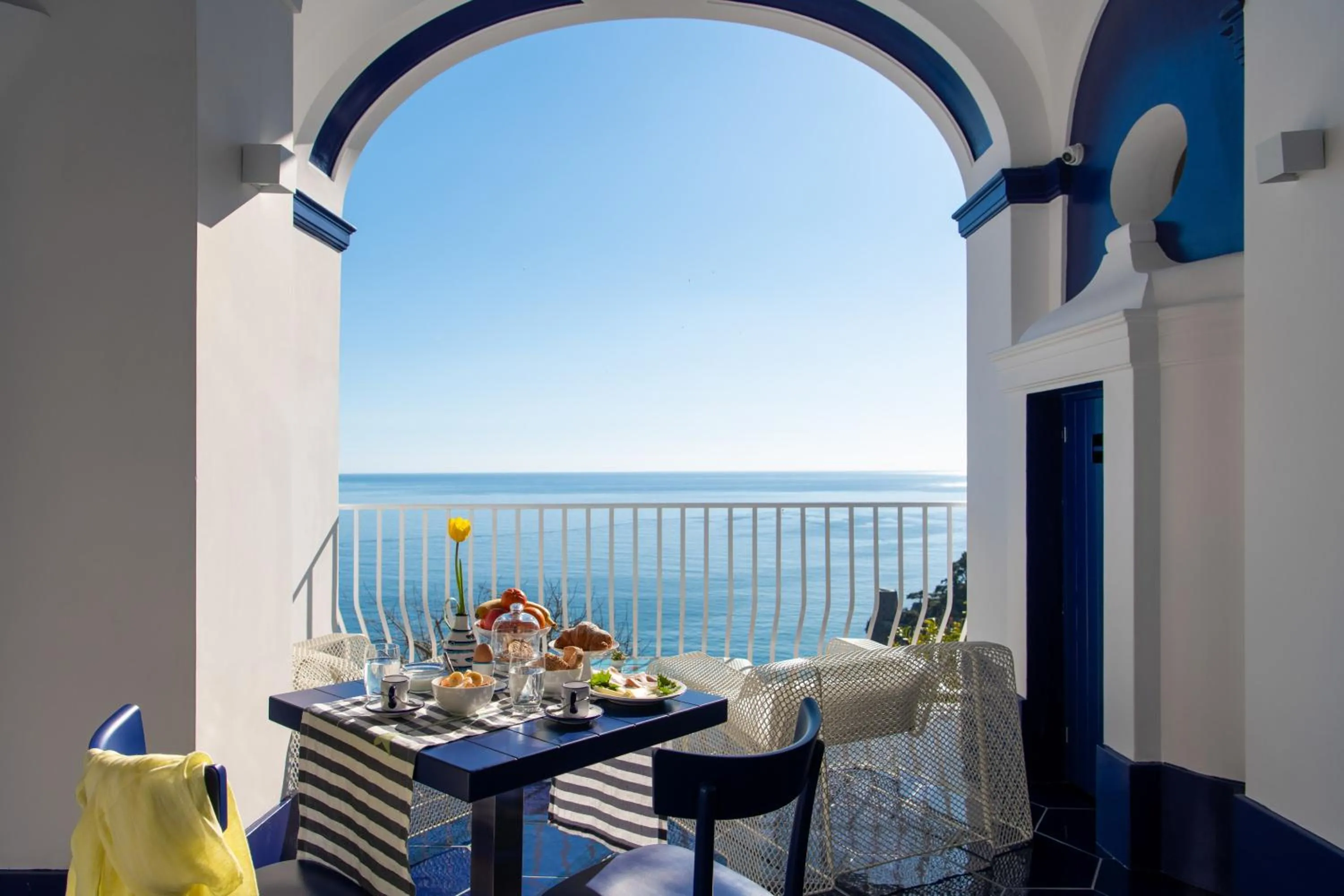 Patio in Imperati Suites by Alcione Residence