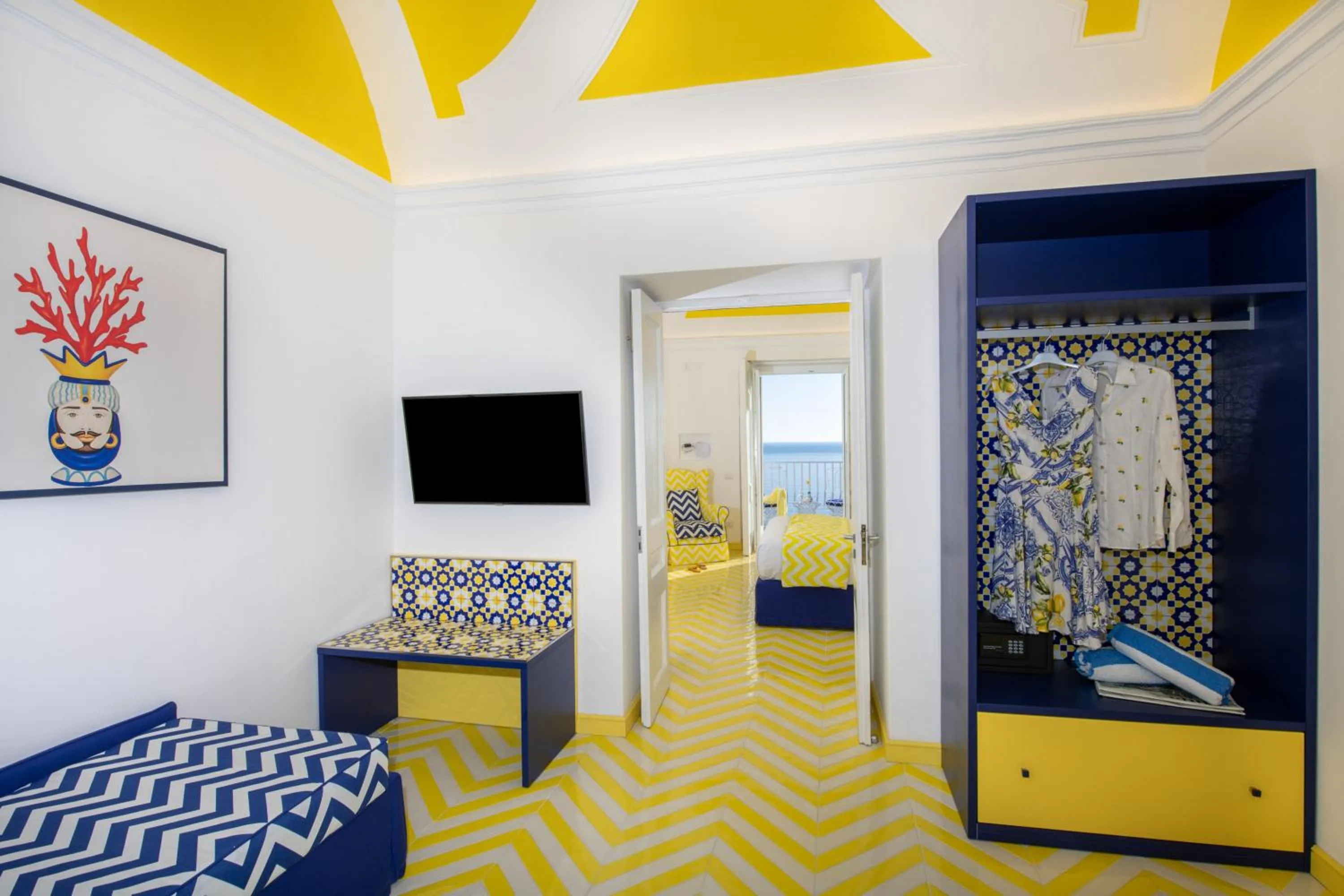 Photo of the whole room, Bed in Imperati Suites by Alcione Residence