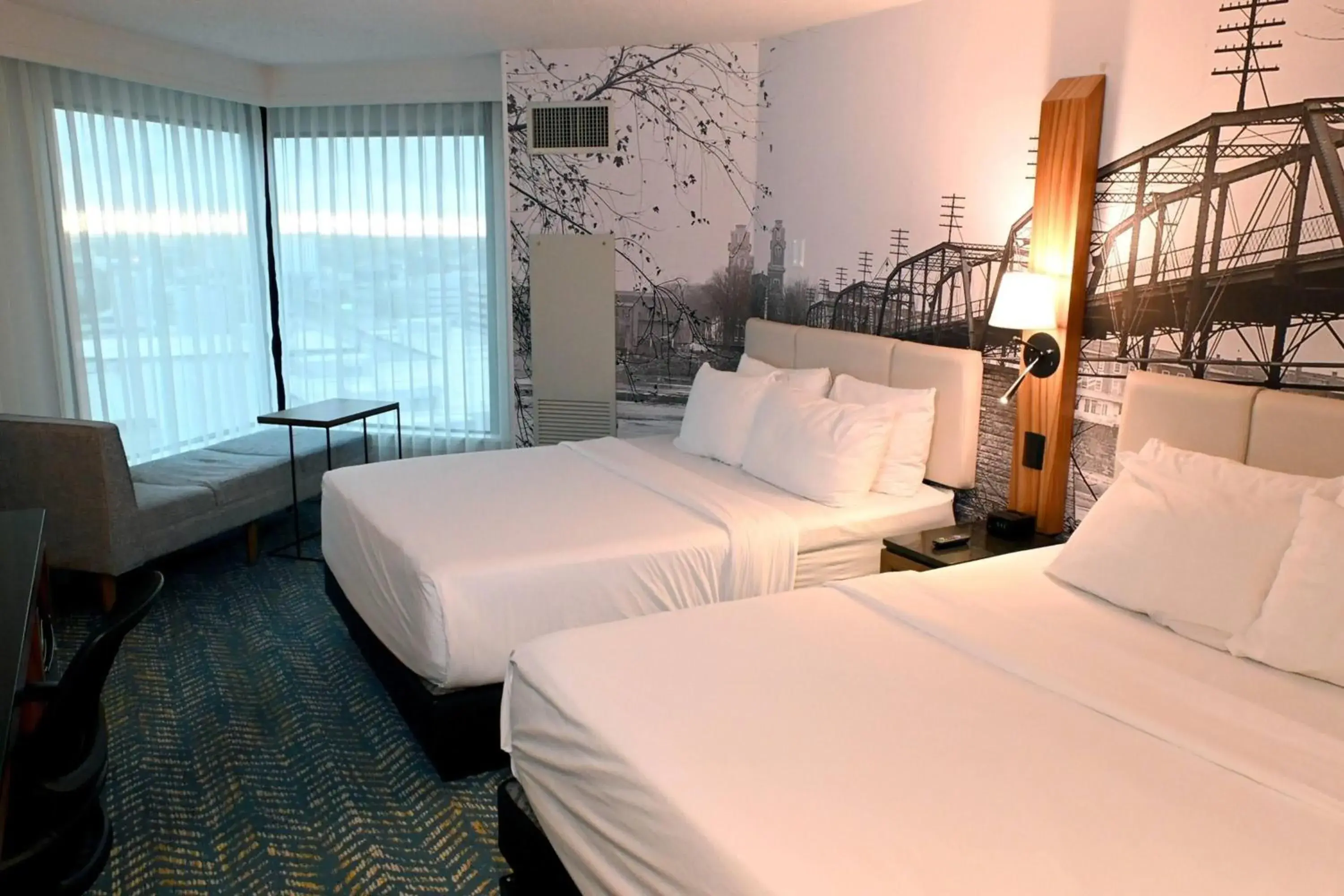 Deluxe Double Room with Two Double Beds - Non-Smoking in Fort Pontchartrain Detroit, a Wyndham Hotel Deluxe Double Room with Two Double Beds - Non-Smoking in Fort Pontchartrain Detroit, a Wyndham Hotel