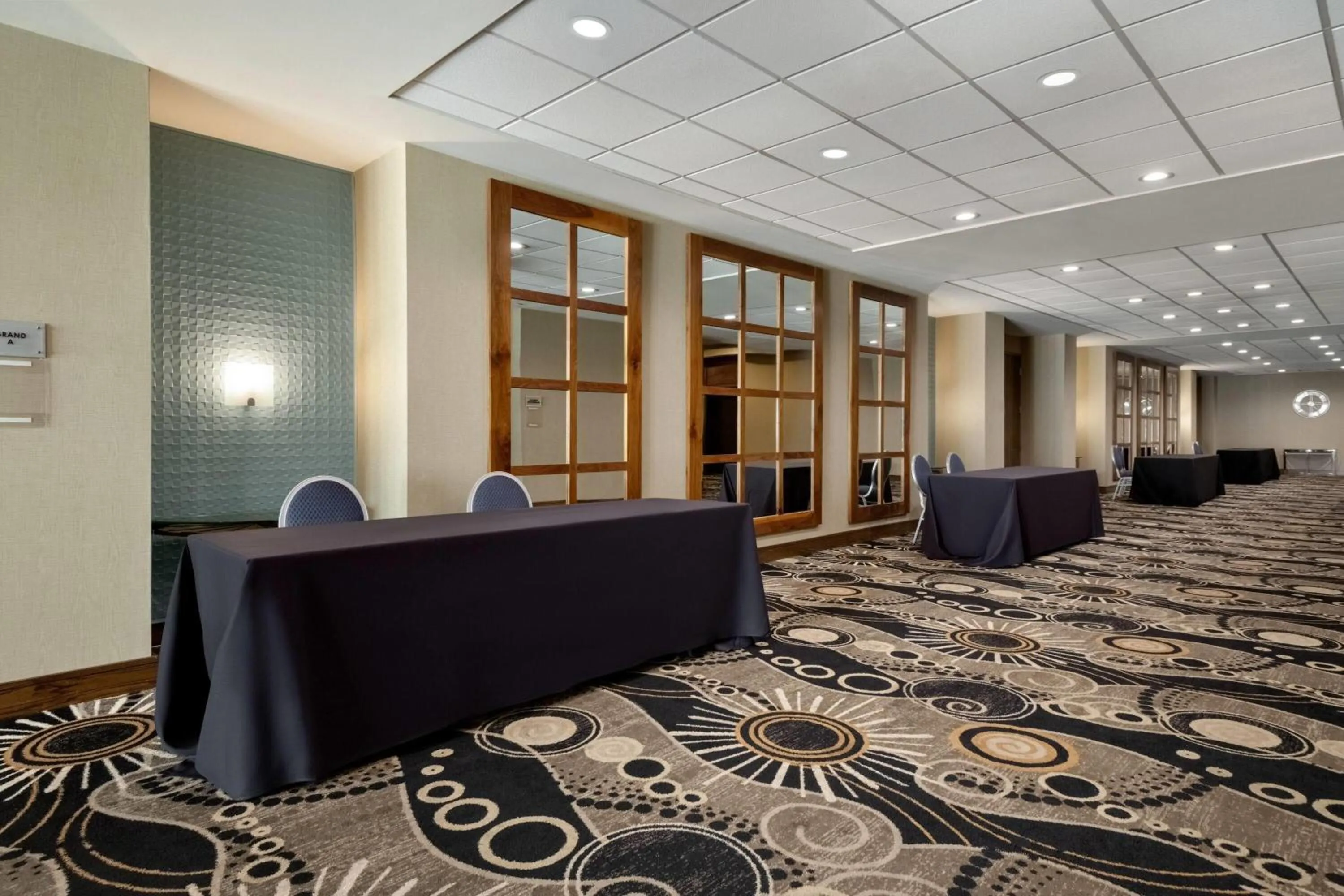 Patio in Fort Pontchartrain Detroit, a Wyndham Hotel