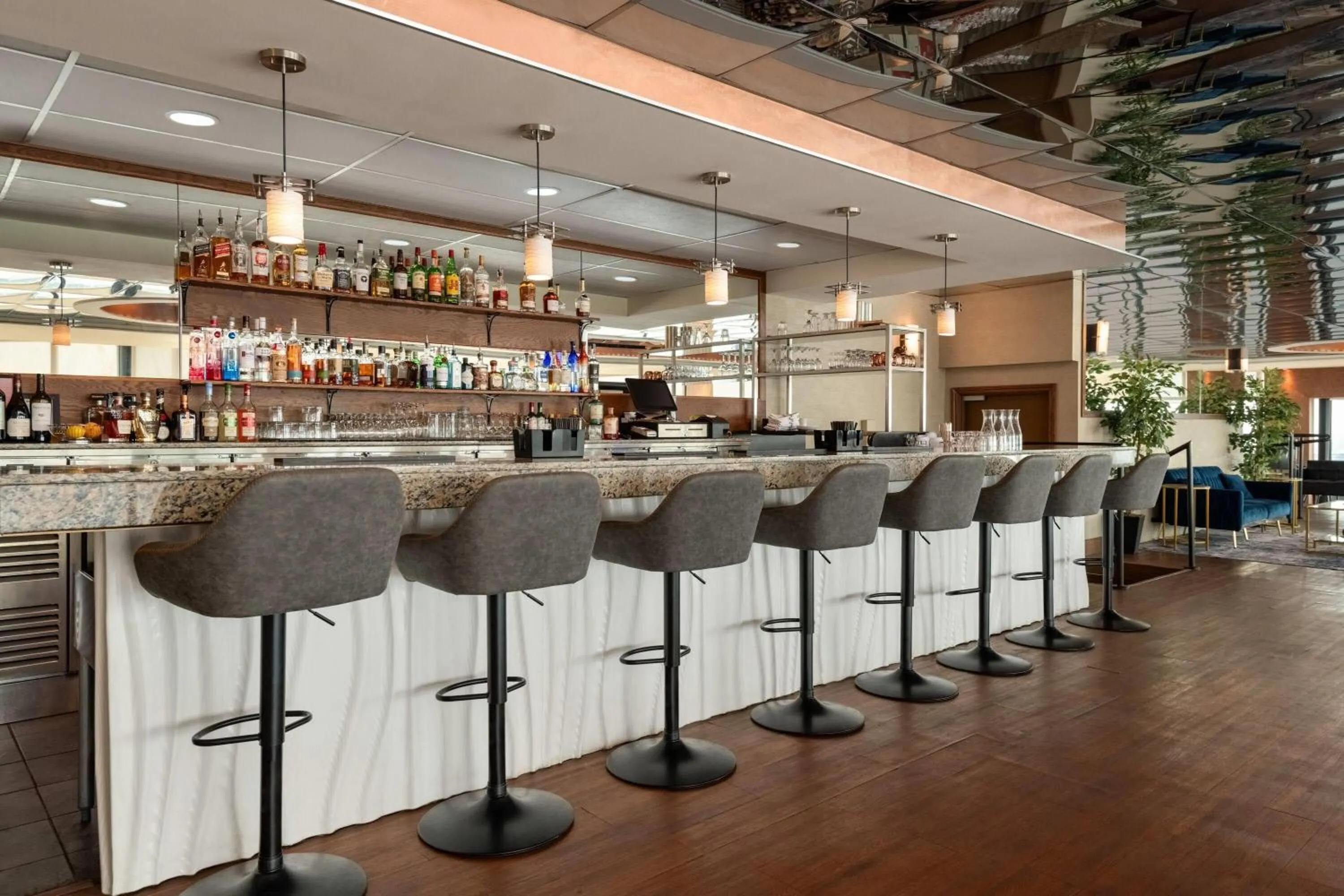 Restaurant/places to eat in Fort Pontchartrain Detroit, a Wyndham Hotel