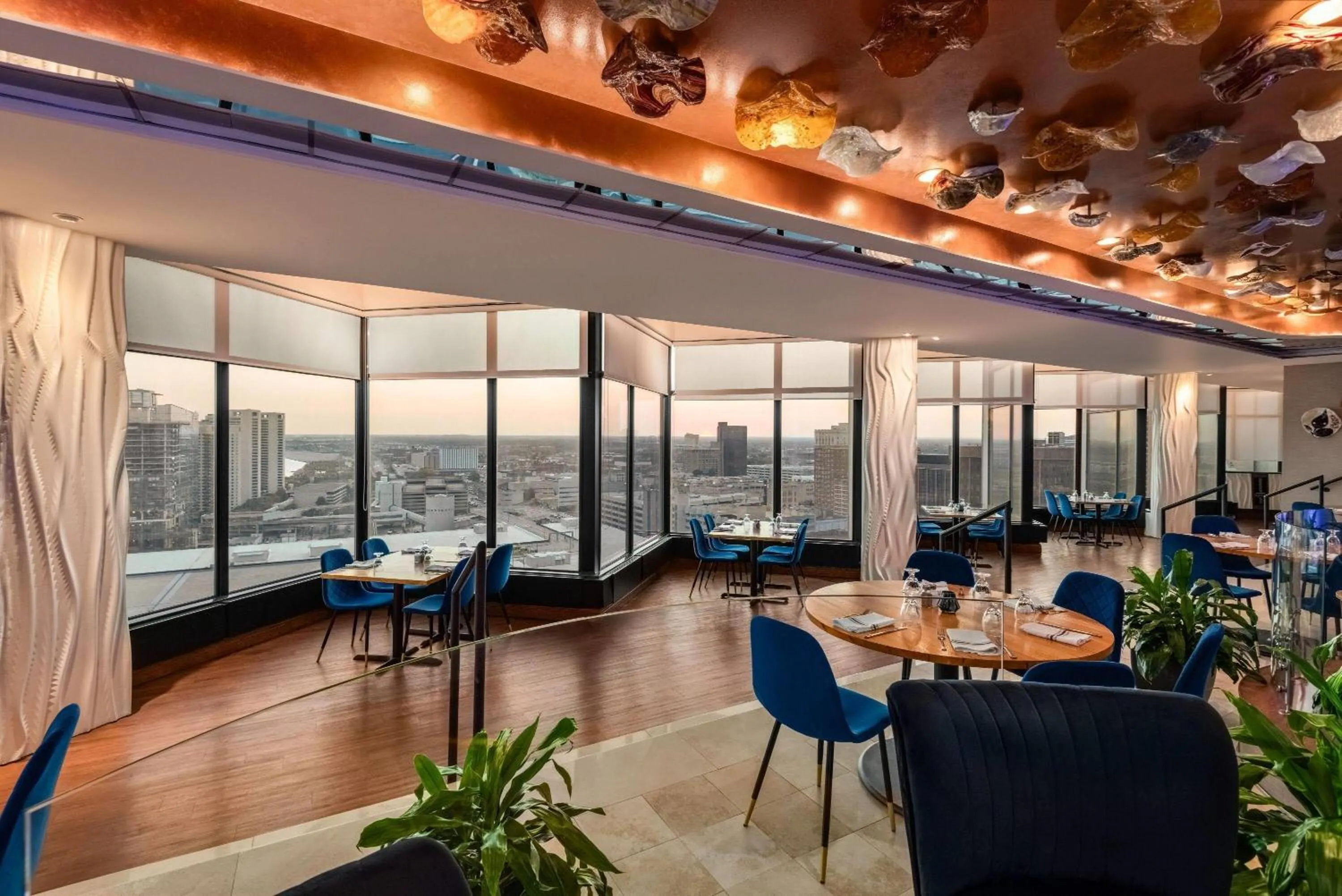 Restaurant/places to eat in Fort Pontchartrain Detroit, a Wyndham Hotel