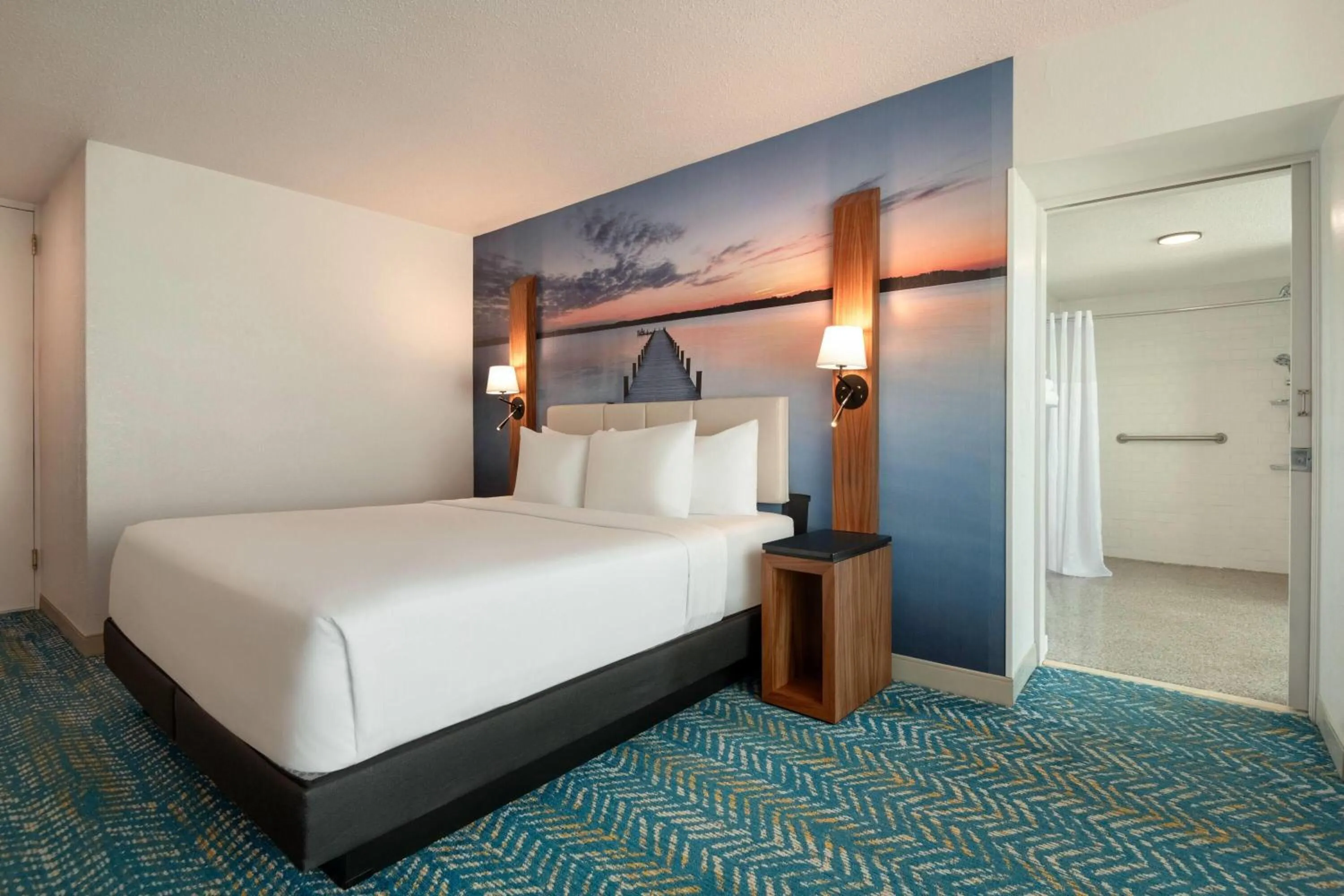 Photo of the whole room, Bed in Fort Pontchartrain Detroit, a Wyndham Hotel