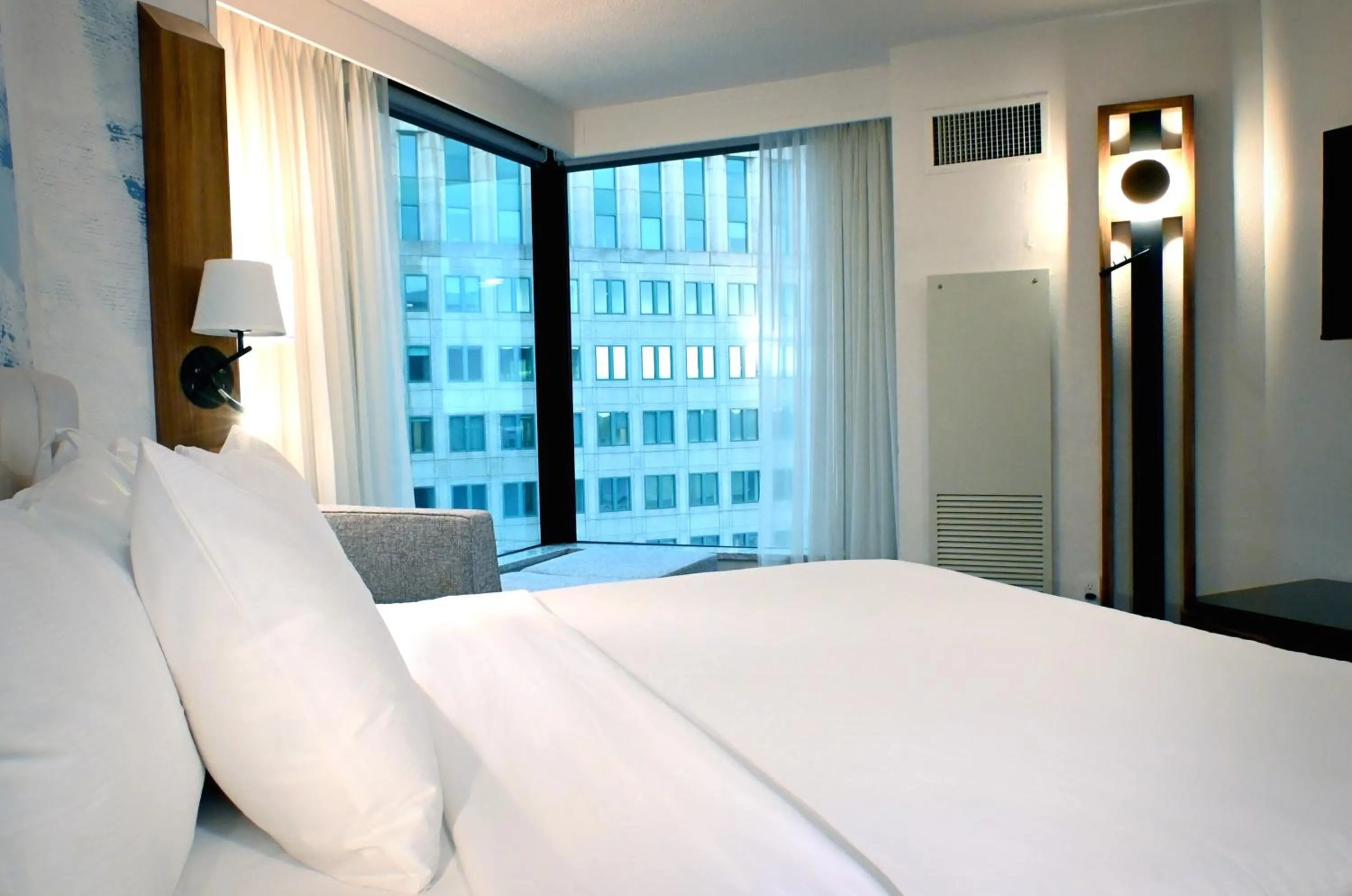 Bed in Fort Pontchartrain Detroit, a Wyndham Hotel