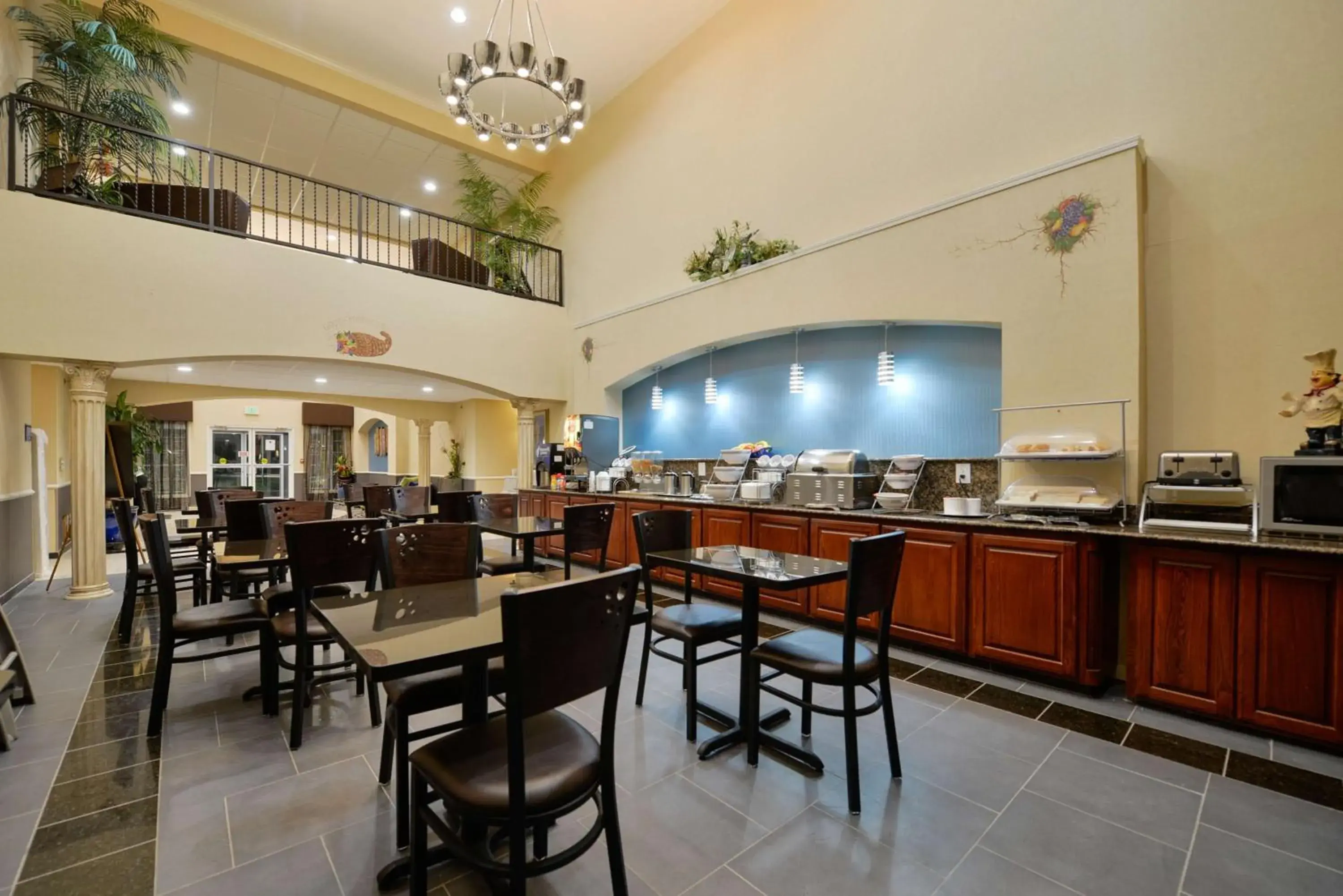 Breakfast in Best Western Plus Cutting Horse Inn & Suites Breakfast in Best Western Plus Cutting Horse Inn & Suites