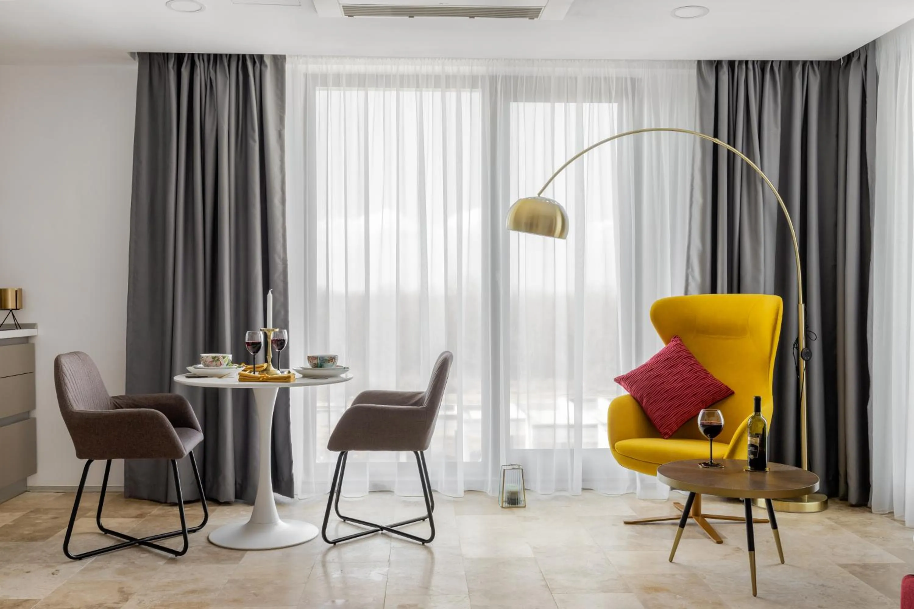 Dining area in Novum By the Sea