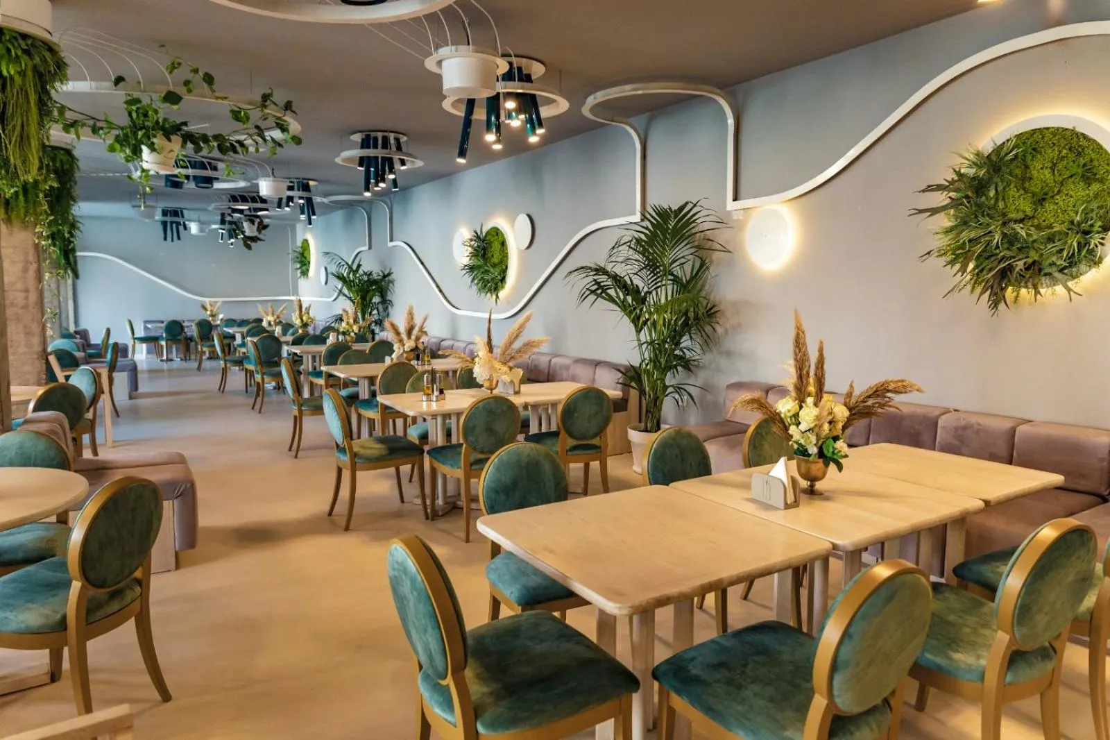 Restaurant/places to eat in Novum By the Sea