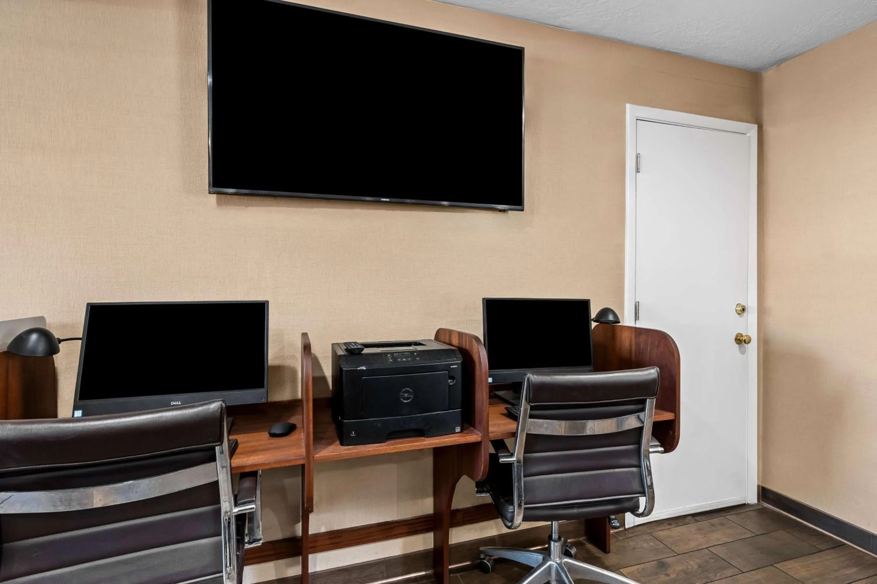 Business facilities in Best Western University Lodge