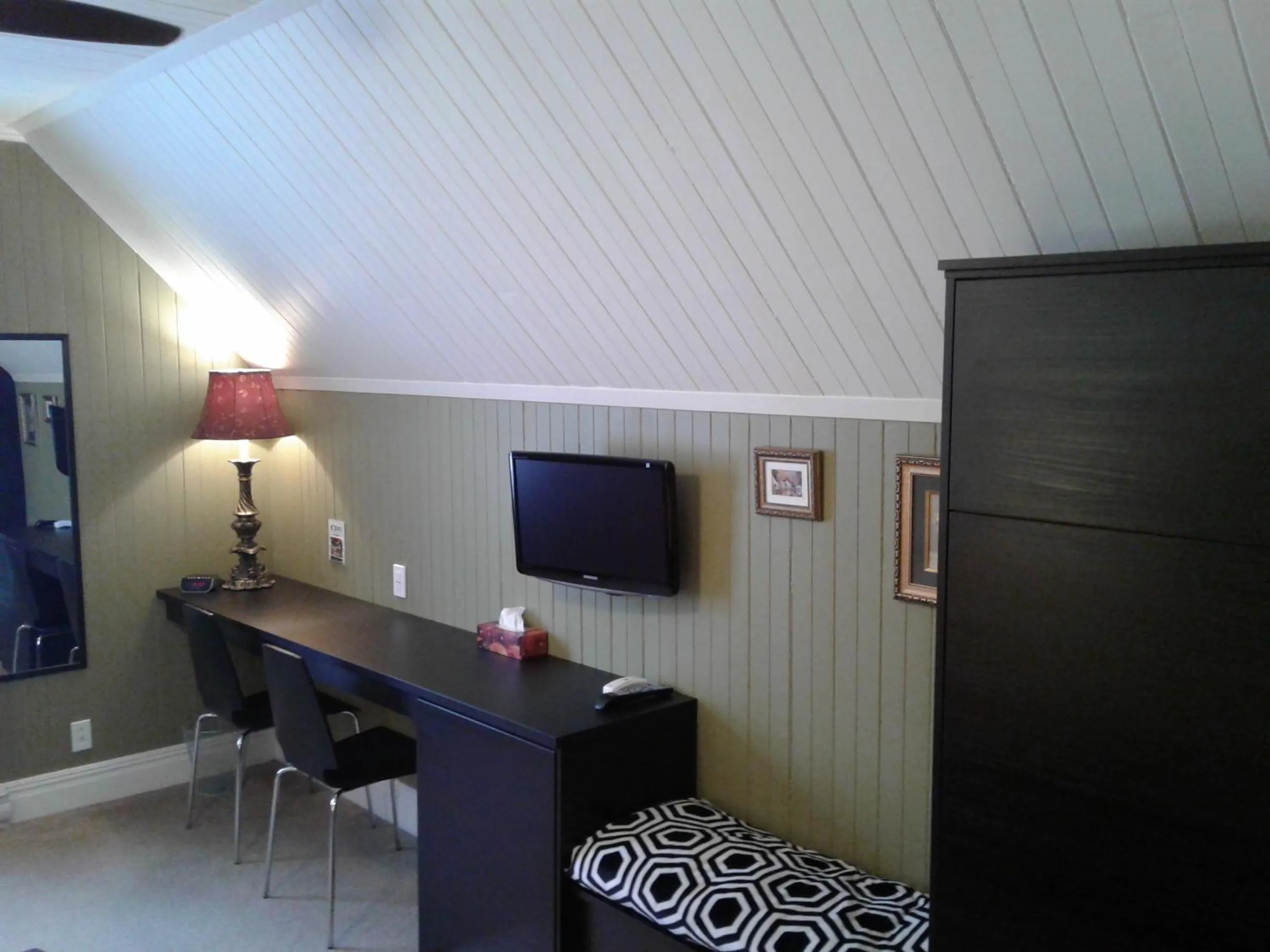 TV and multimedia in Le Gîte Du Coteau